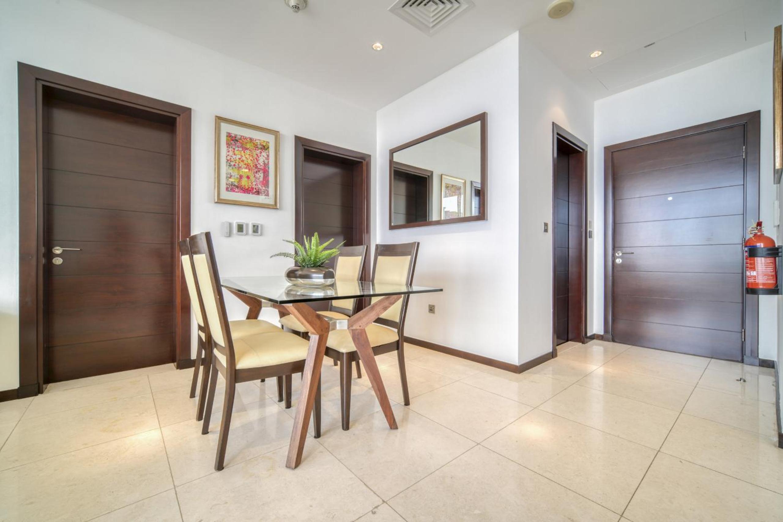 Tiara Residences, Palm Jumeirah Dubai - Mint Stay