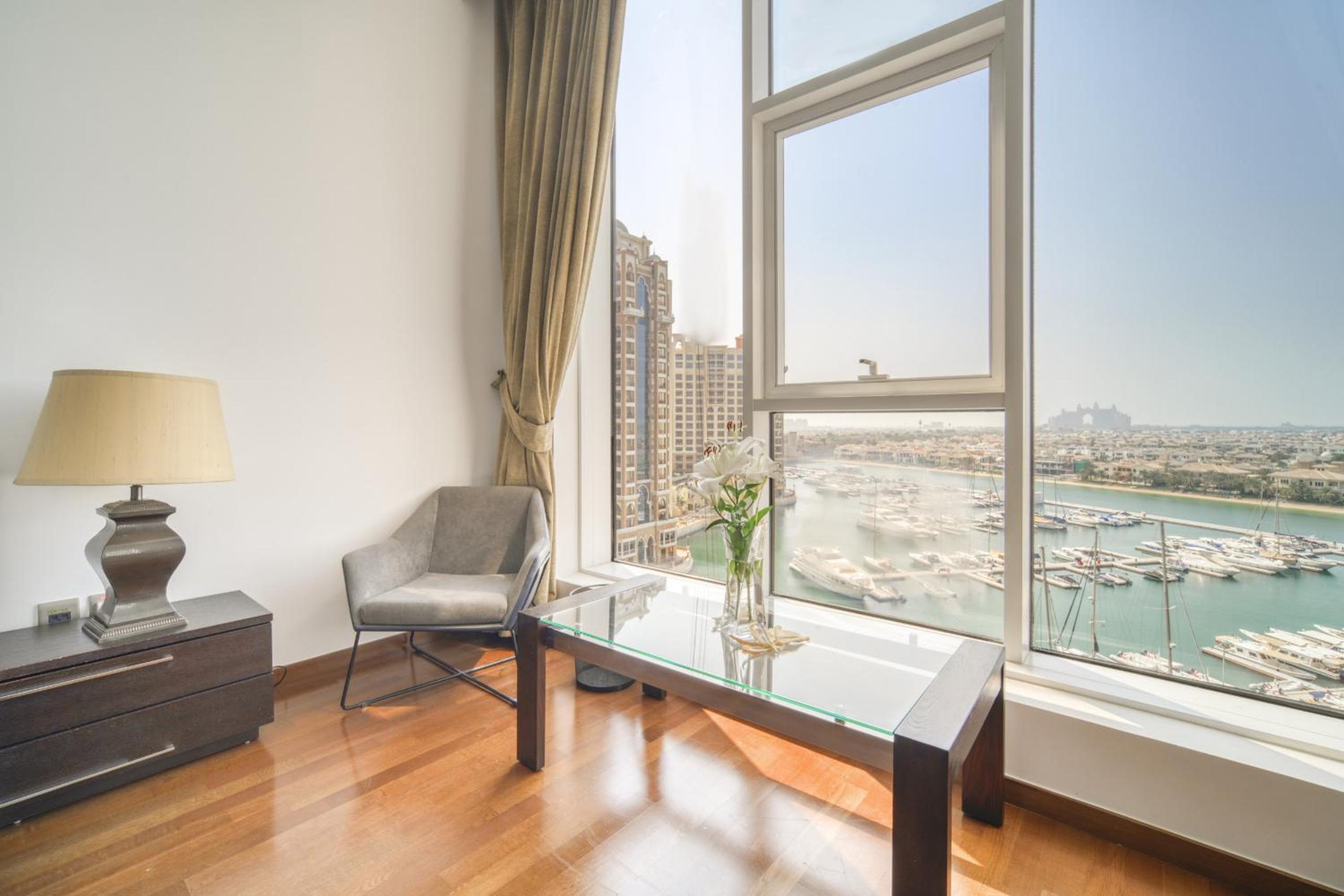 Tiara Residences, Palm Jumeirah Dubai - Mint Stay