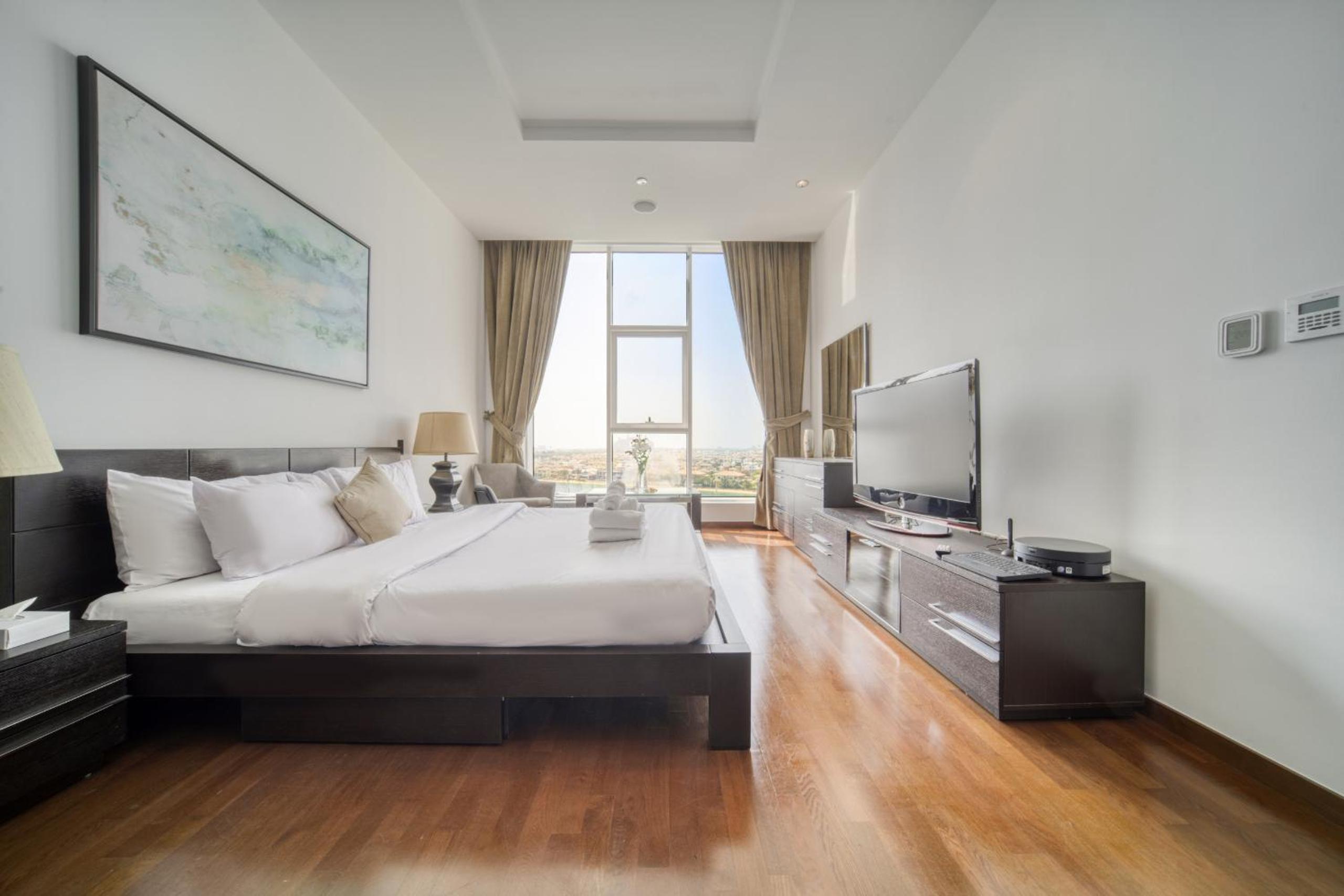 Tiara Residences, Palm Jumeirah Dubai - Mint Stay