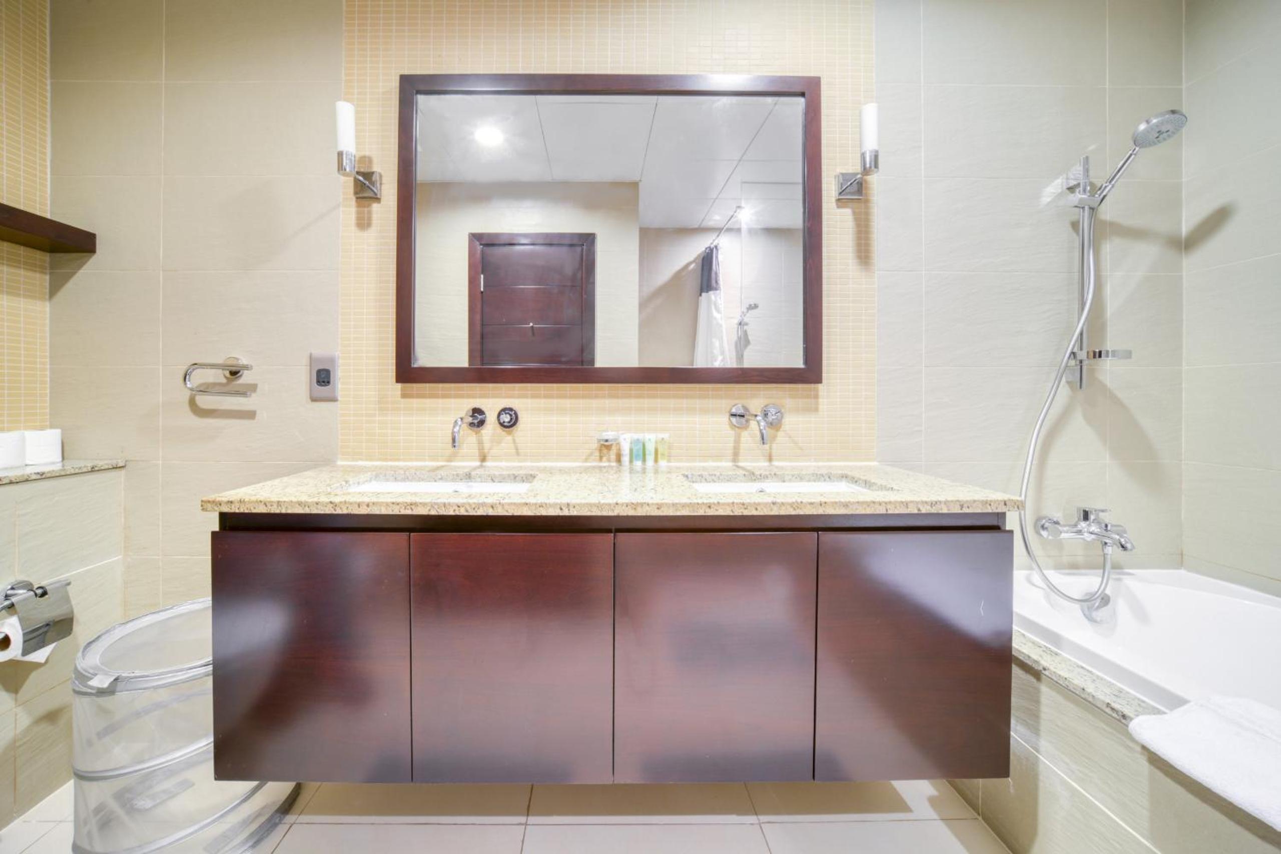 Tiara Residences, Palm Jumeirah Dubai - Mint Stay