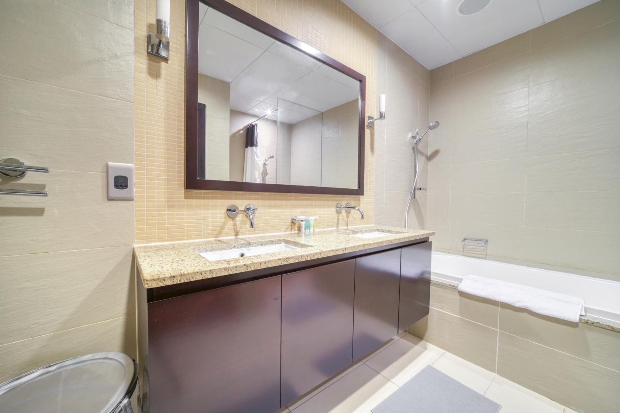 Tiara Residences, Palm Jumeirah Dubai - Mint Stay