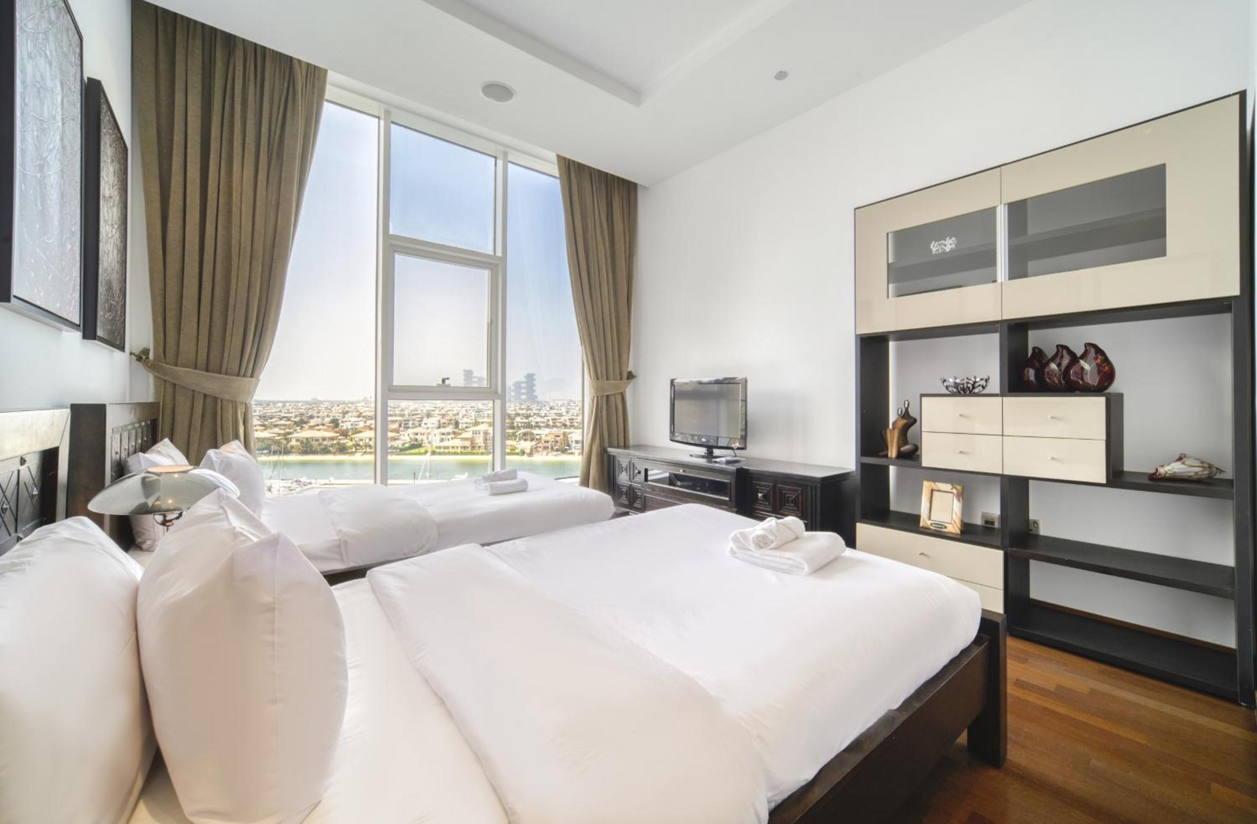 Tiara Residences, Palm Jumeirah Dubai - Mint Stay