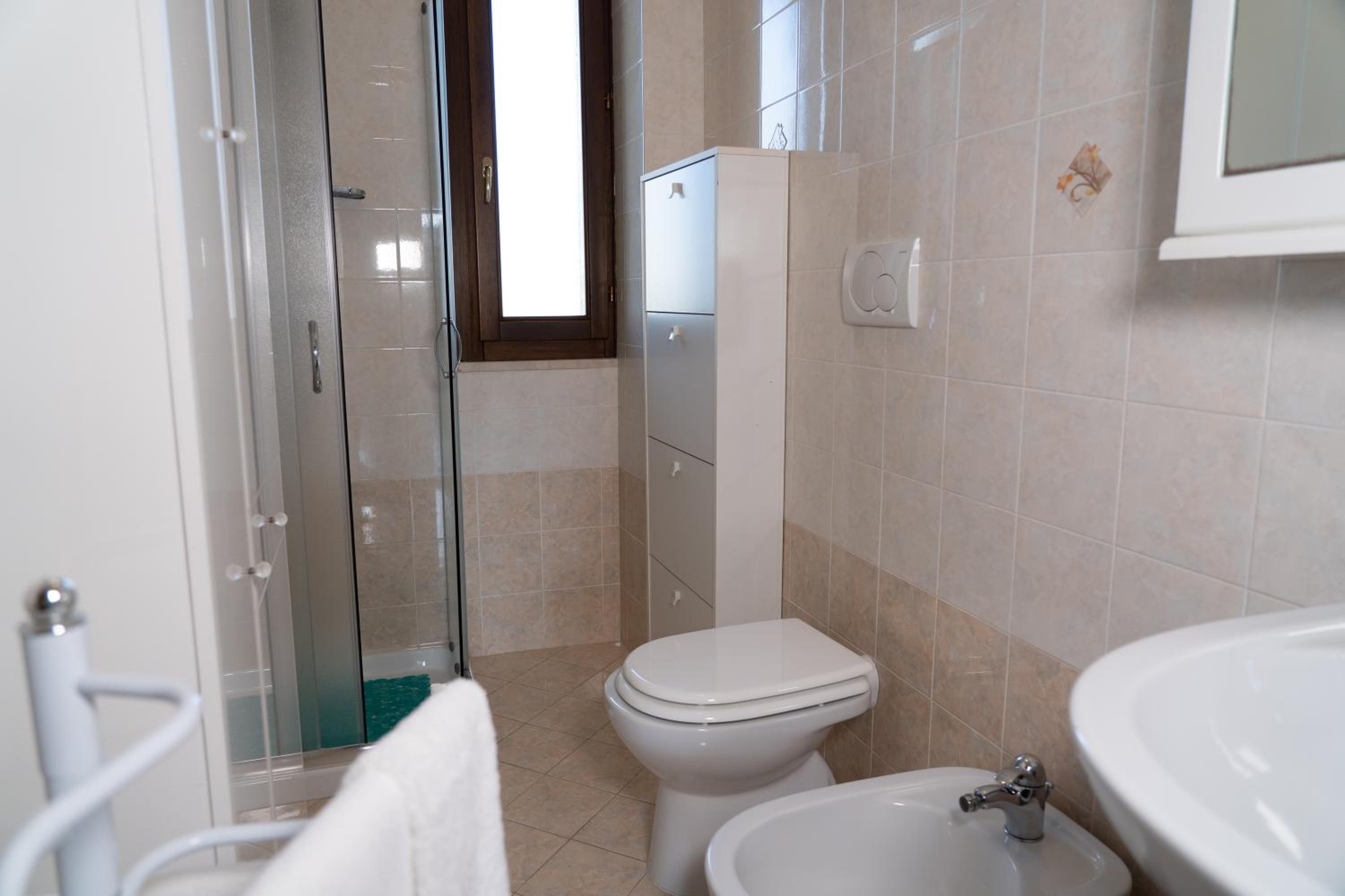 Elle Dimore by CDA Accommodation en Lecce — bathroom