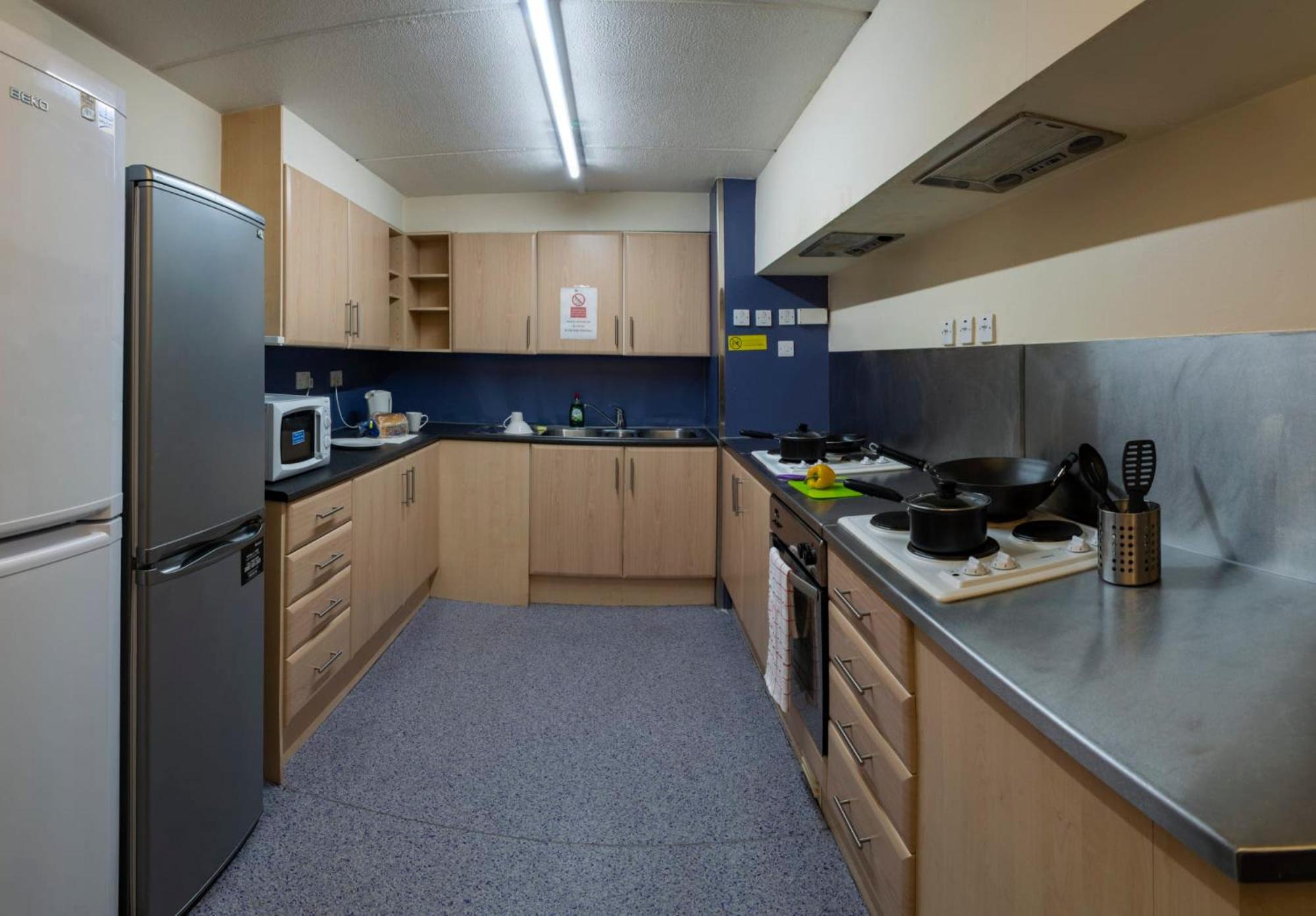 Ensuite Bedrooms with Shared Kitchen at Weston Hall in Manchester