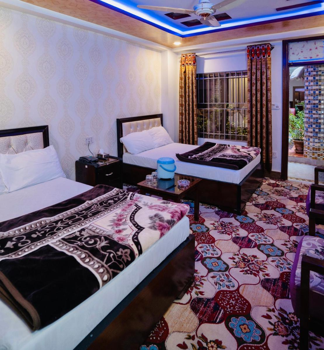 hotel room