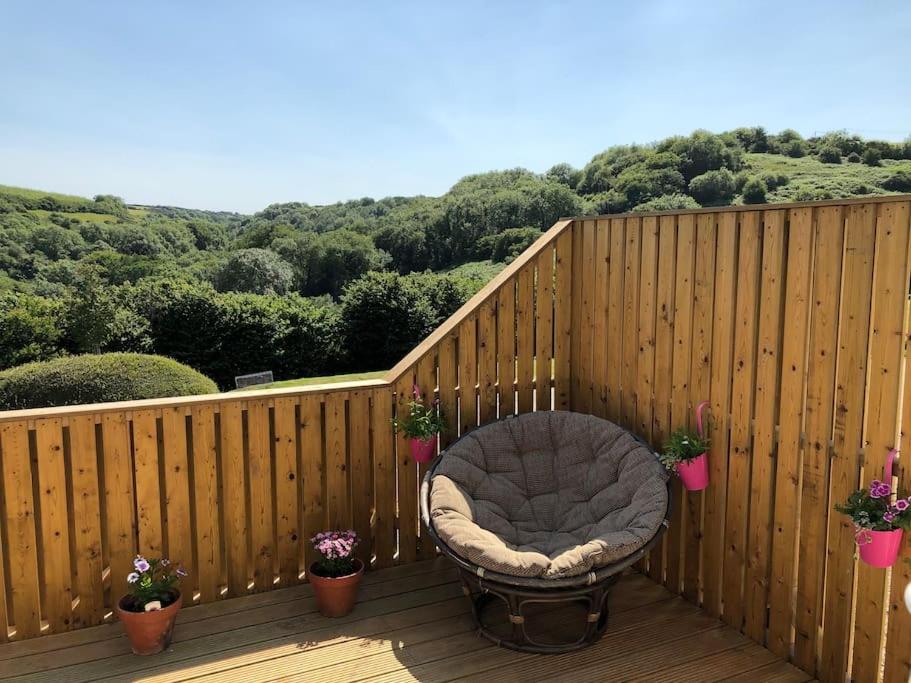 Meadow Cottage. Pretty modern cottage close to Woolacombe and Lee