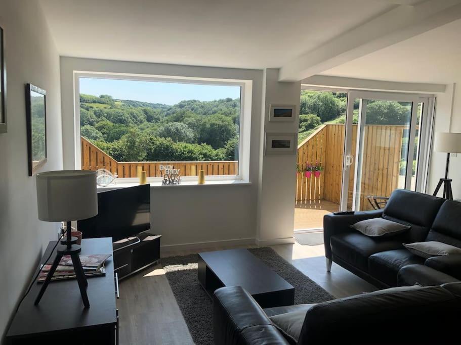 Meadow Cottage. Pretty modern cottage close to Woolacombe and Lee