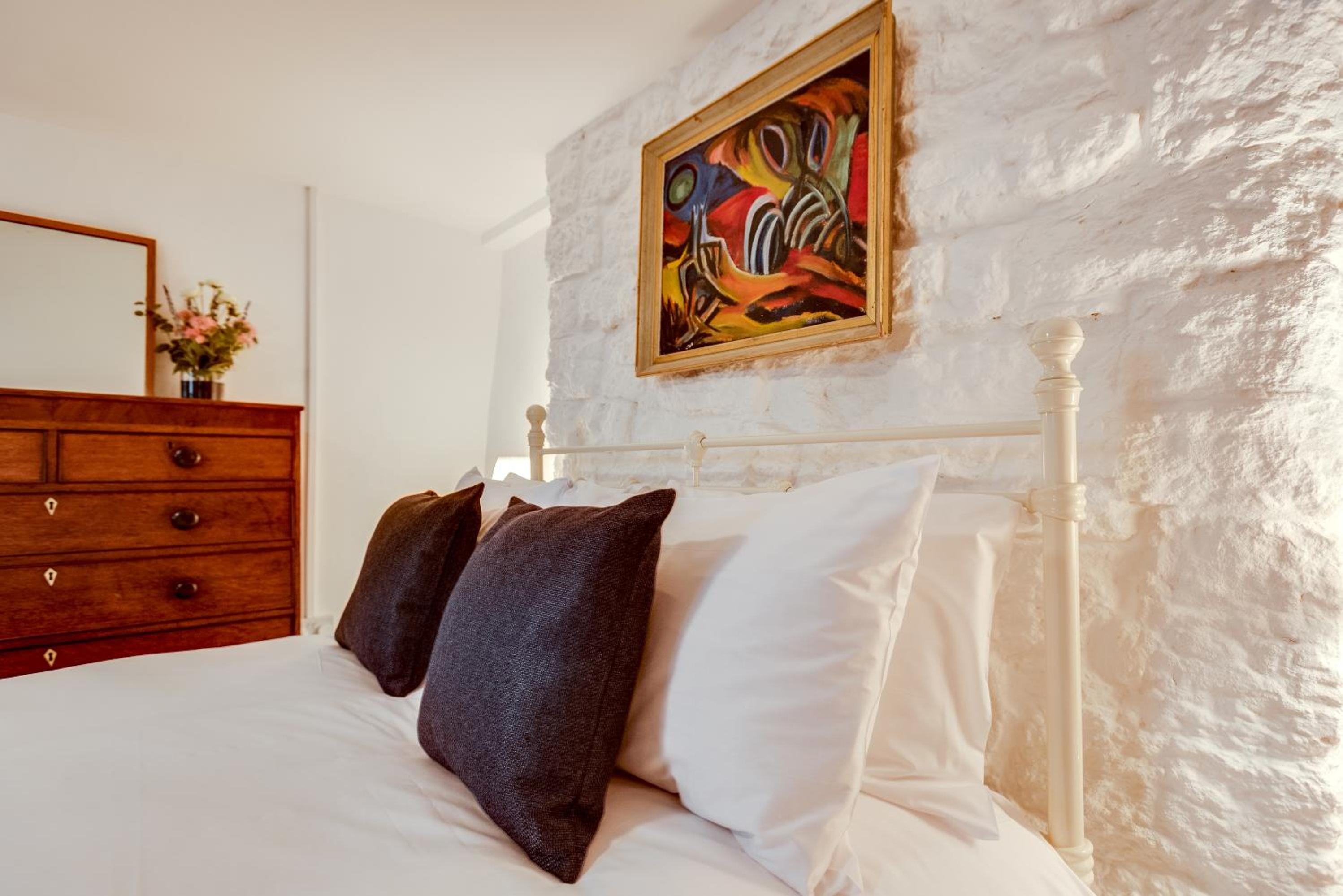 Oxford Vacations - The Summertown STUDIO 1BR kitchenette - Property Image 18