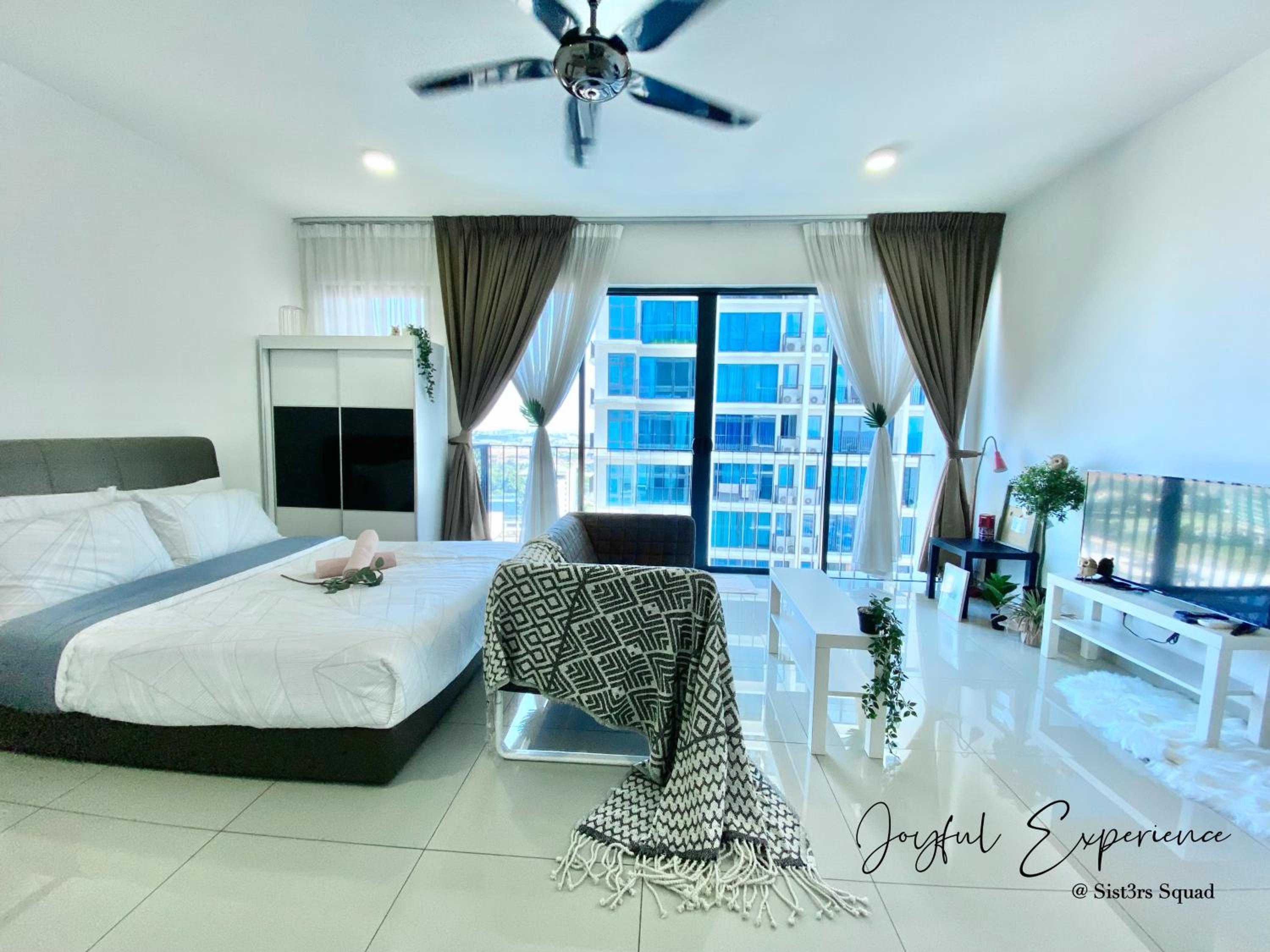 6Pax Suites Setia City Convention Trefoil Shah Alam SiS Homestay photo 8