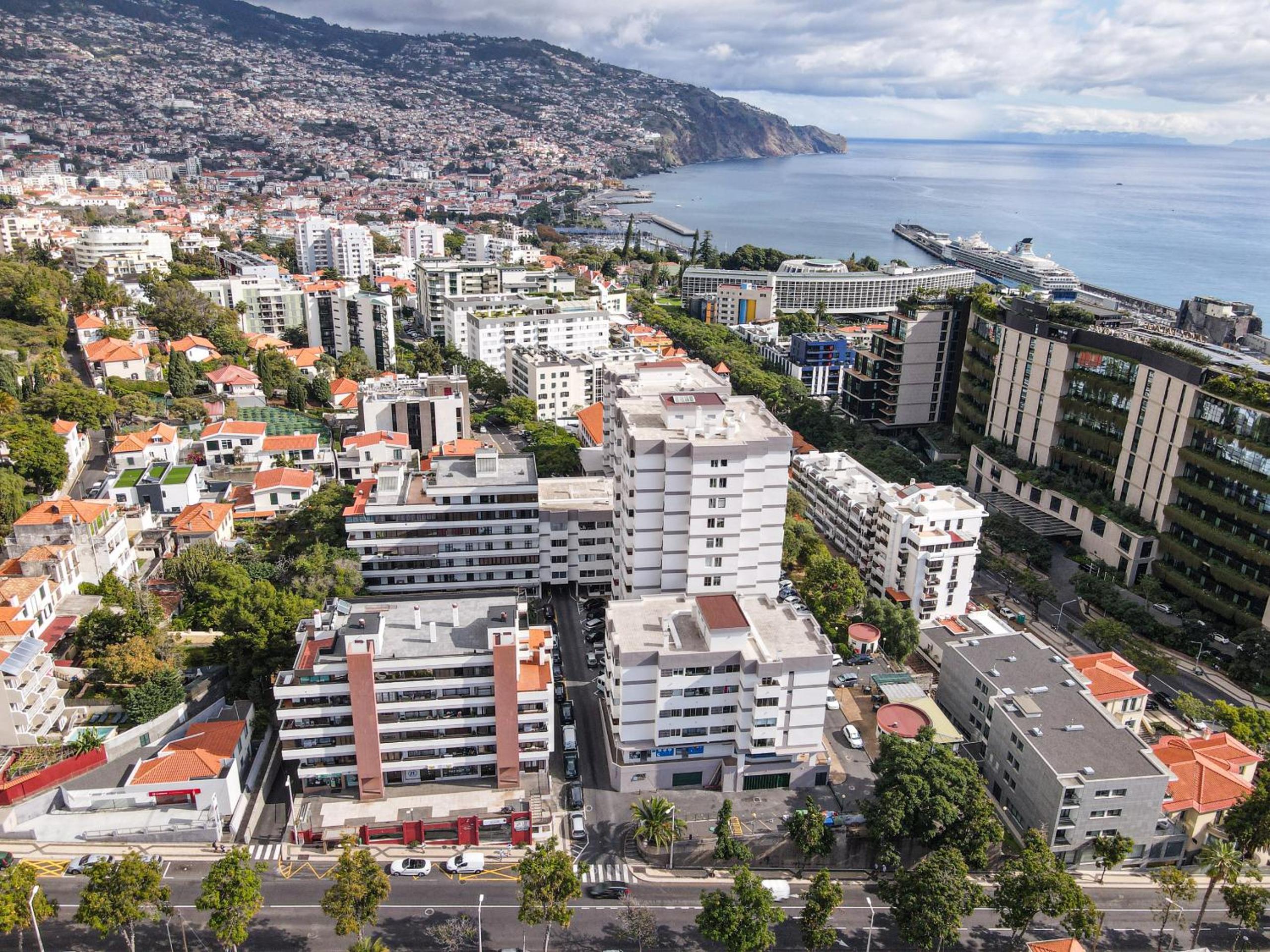 Camoes Apartment by Atlantic Holiday view 2