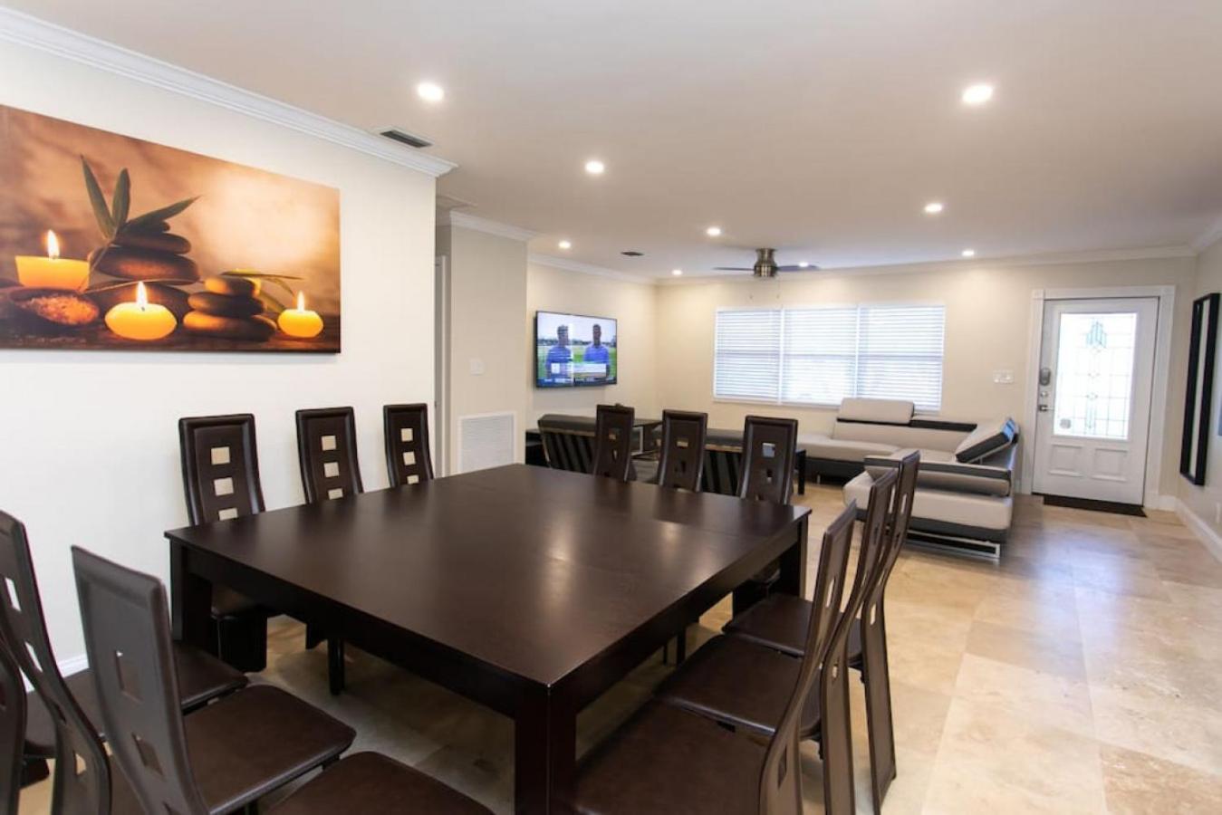 Deluxe Home Heated Pool & Jetted Tub near Beach view 5