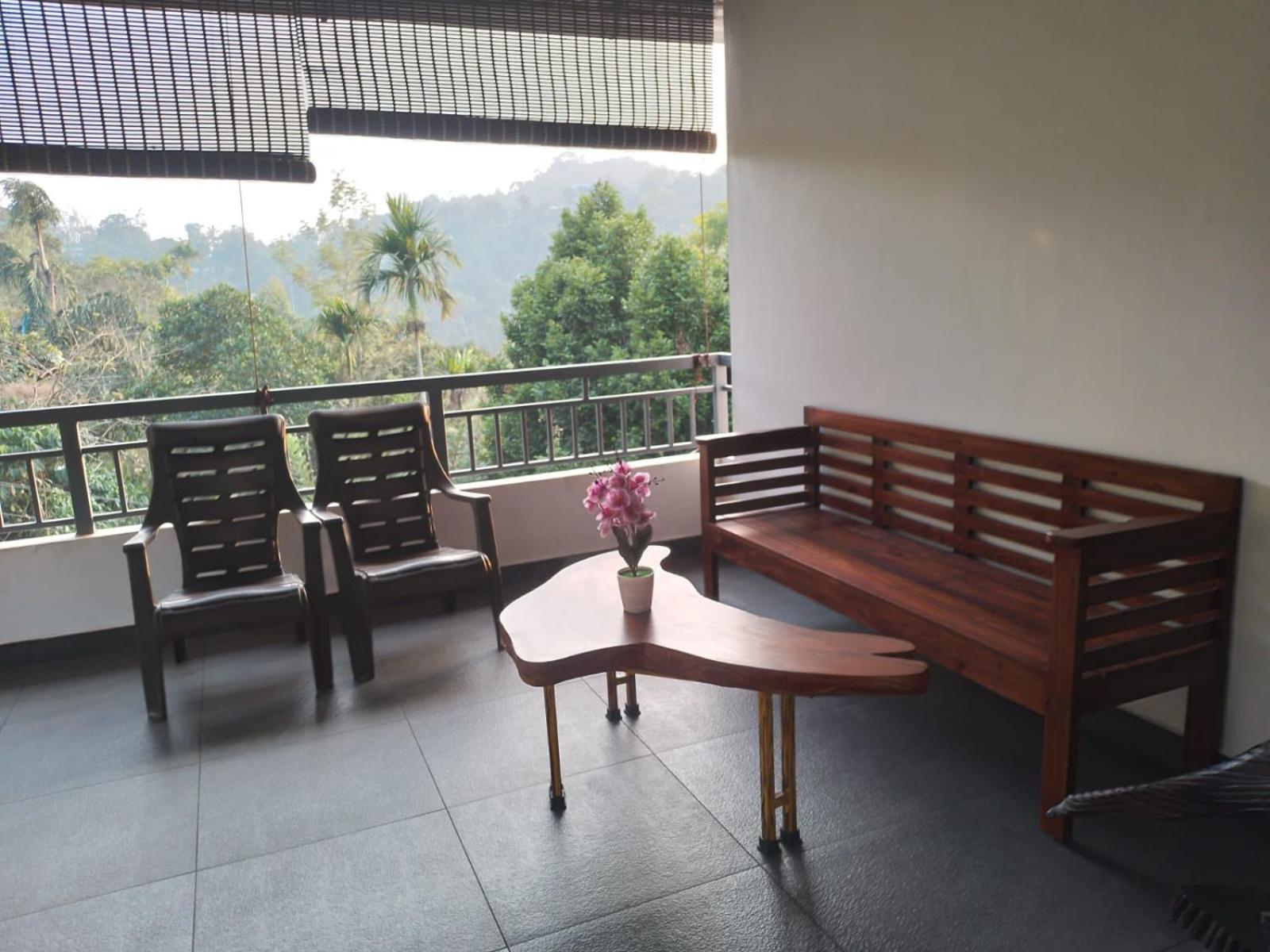Cherry Blossom Munnar- 2 Bedroom Homestay view 5