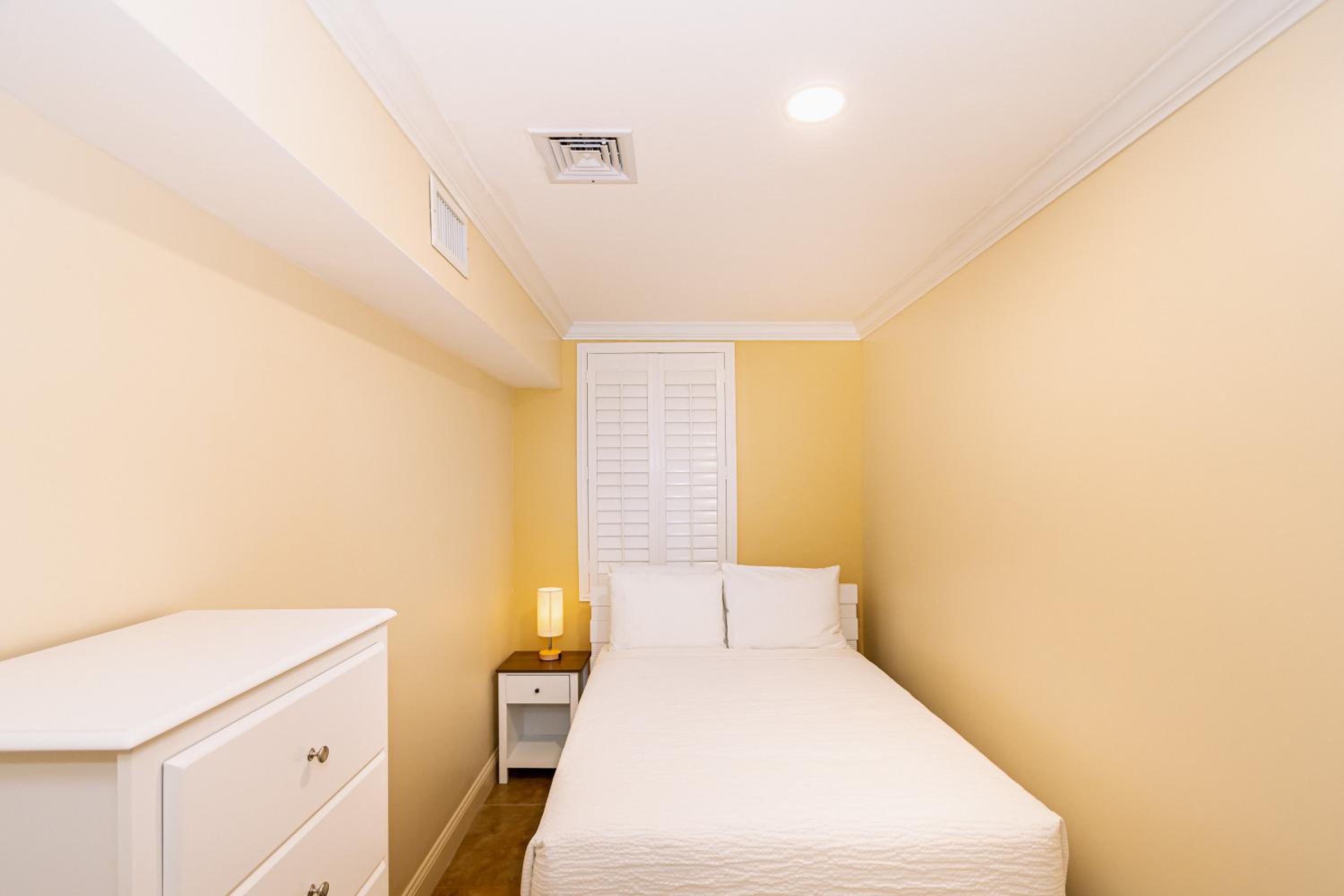 Divi Village Condo 31 J.E. Irausquin Blvd 93