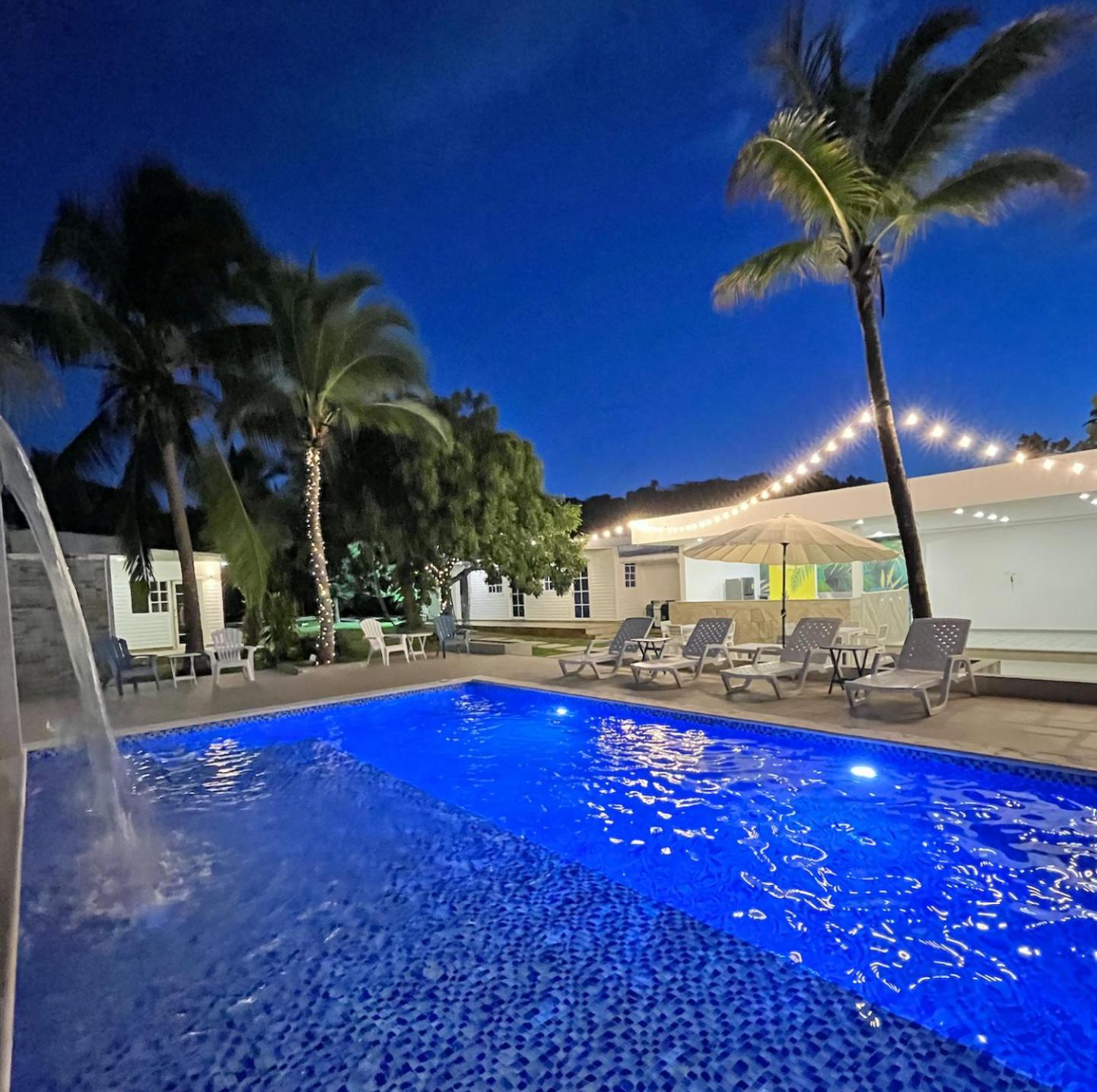 Zaba Beach House