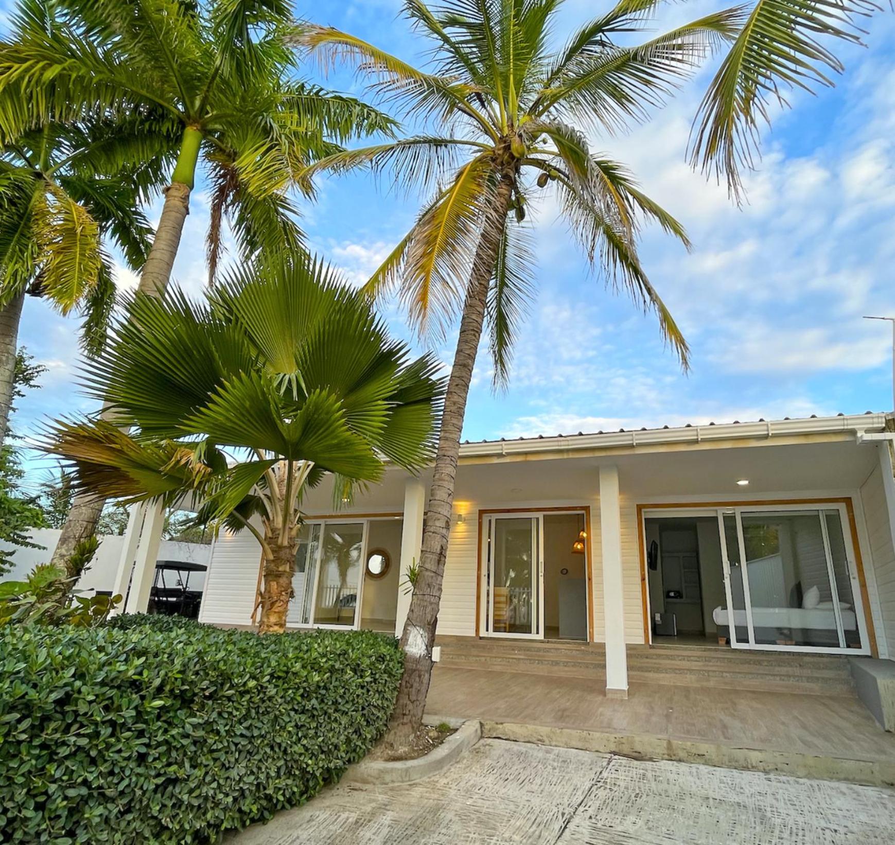 Zaba Beach House