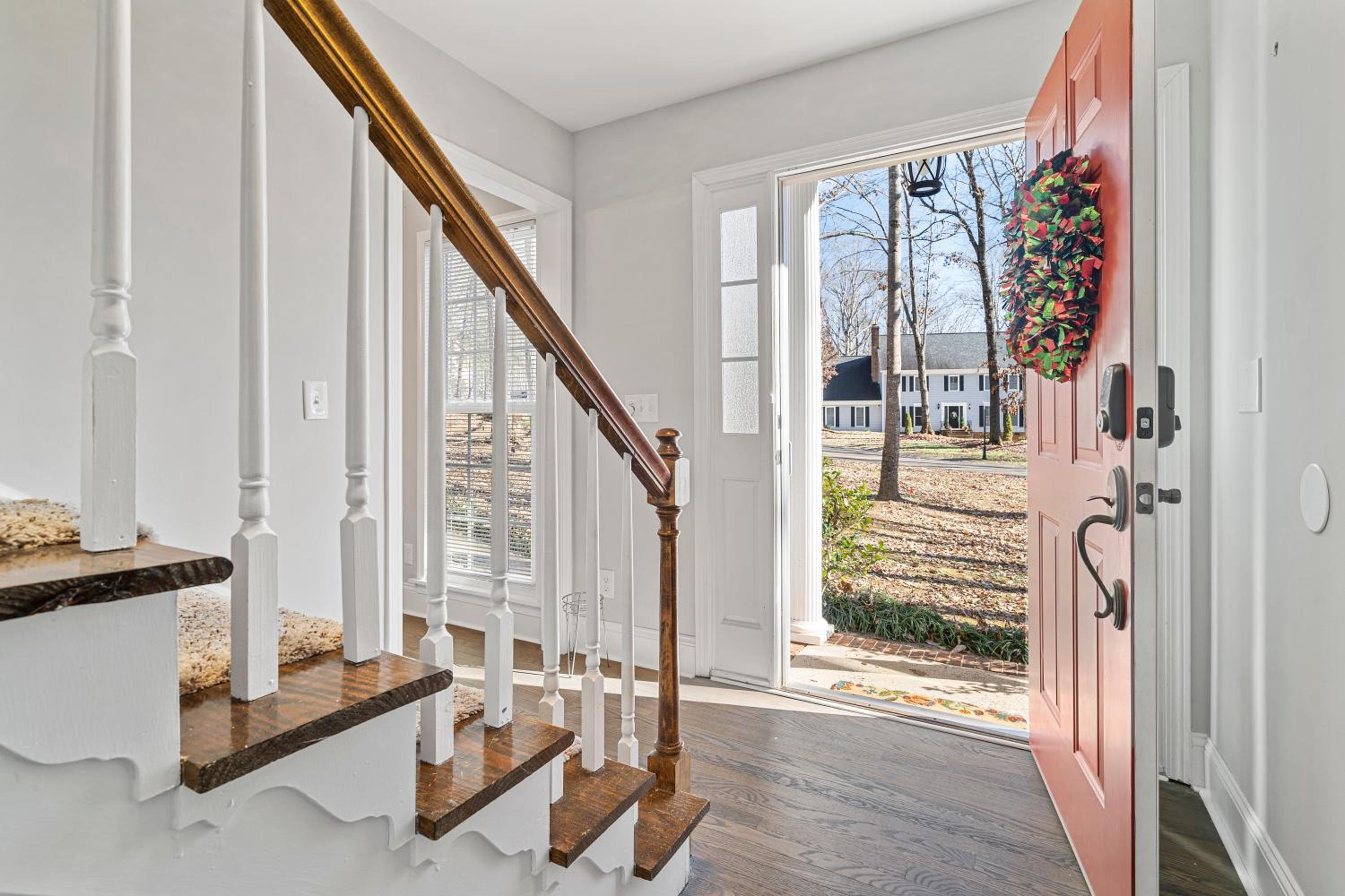Spacious Private 5BR-Perfect for Family Gathering view 2