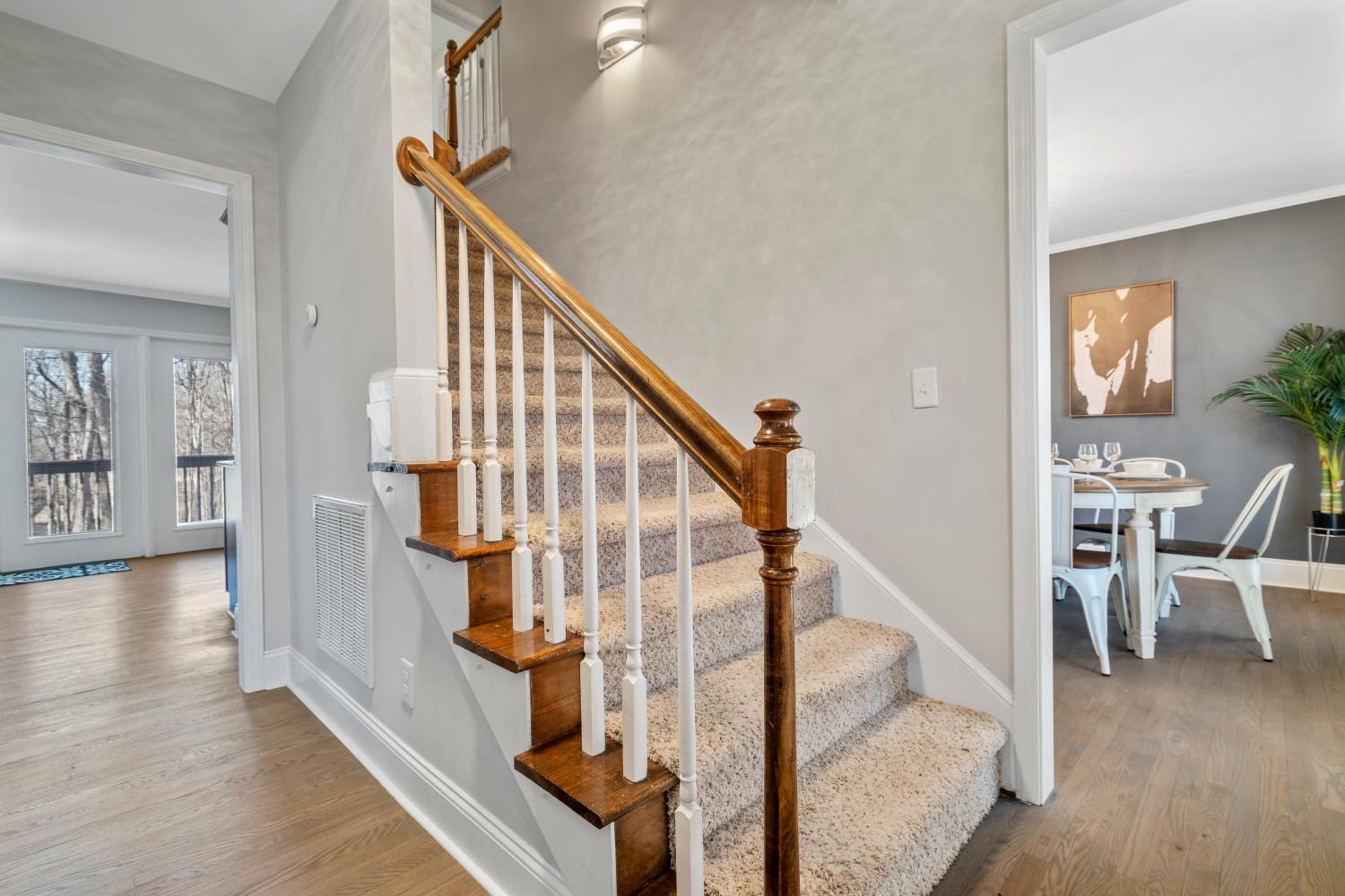 Spacious Private 5BR-Perfect for Family Gathering view 3