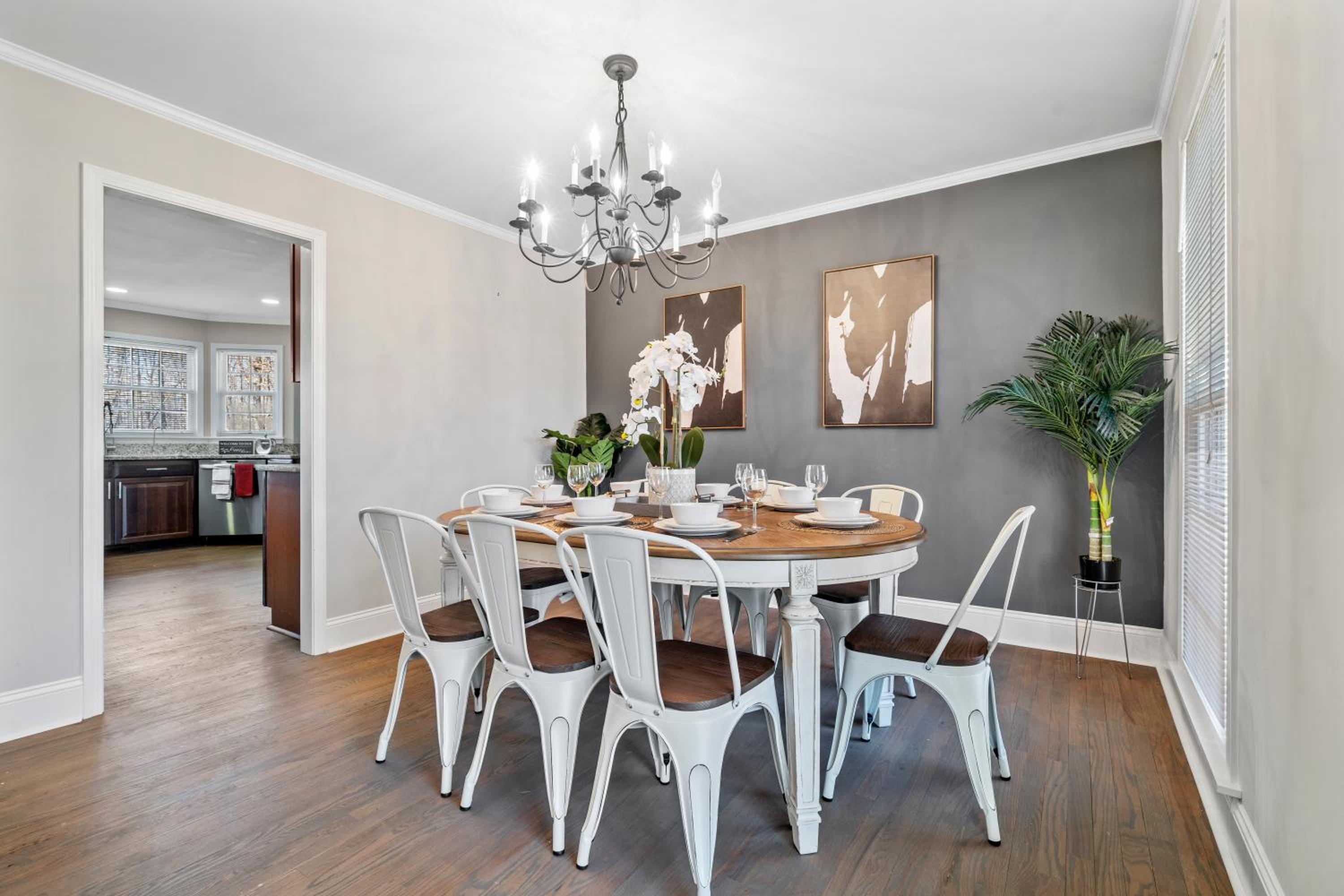 Spacious Private 5BR-Perfect for Family Gathering view 5