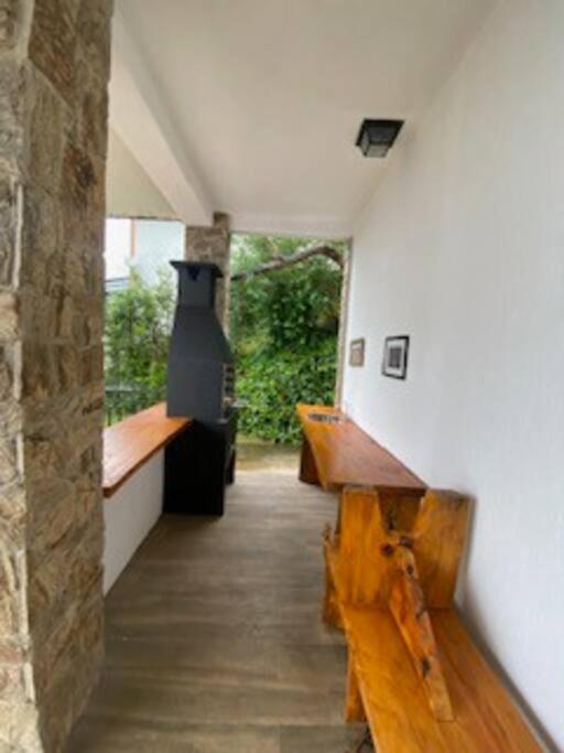 HOSTYN Casa Paraiso nas Montanhas, Condominio de Alto Padrão cercado pela Natureza