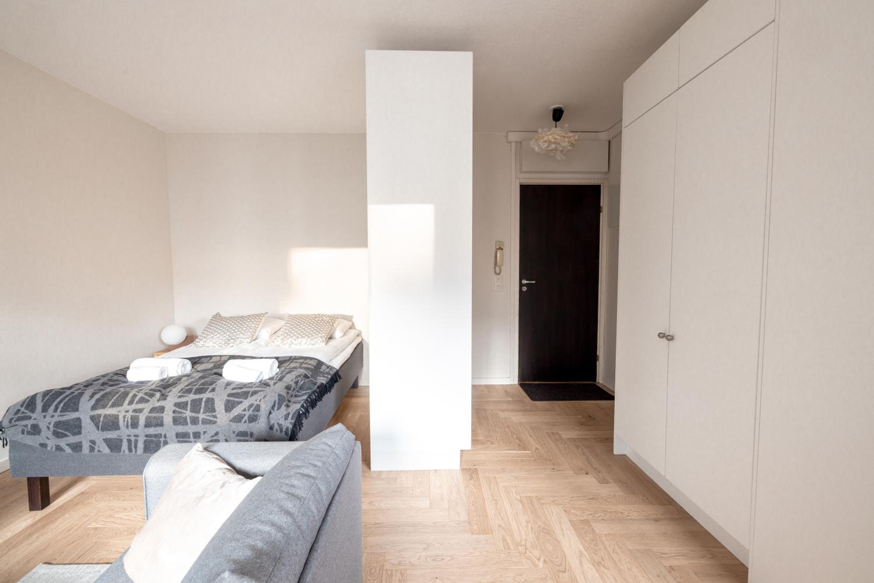 2ndhomes Cozy high-quality Studio in Kluuvi with Balcony