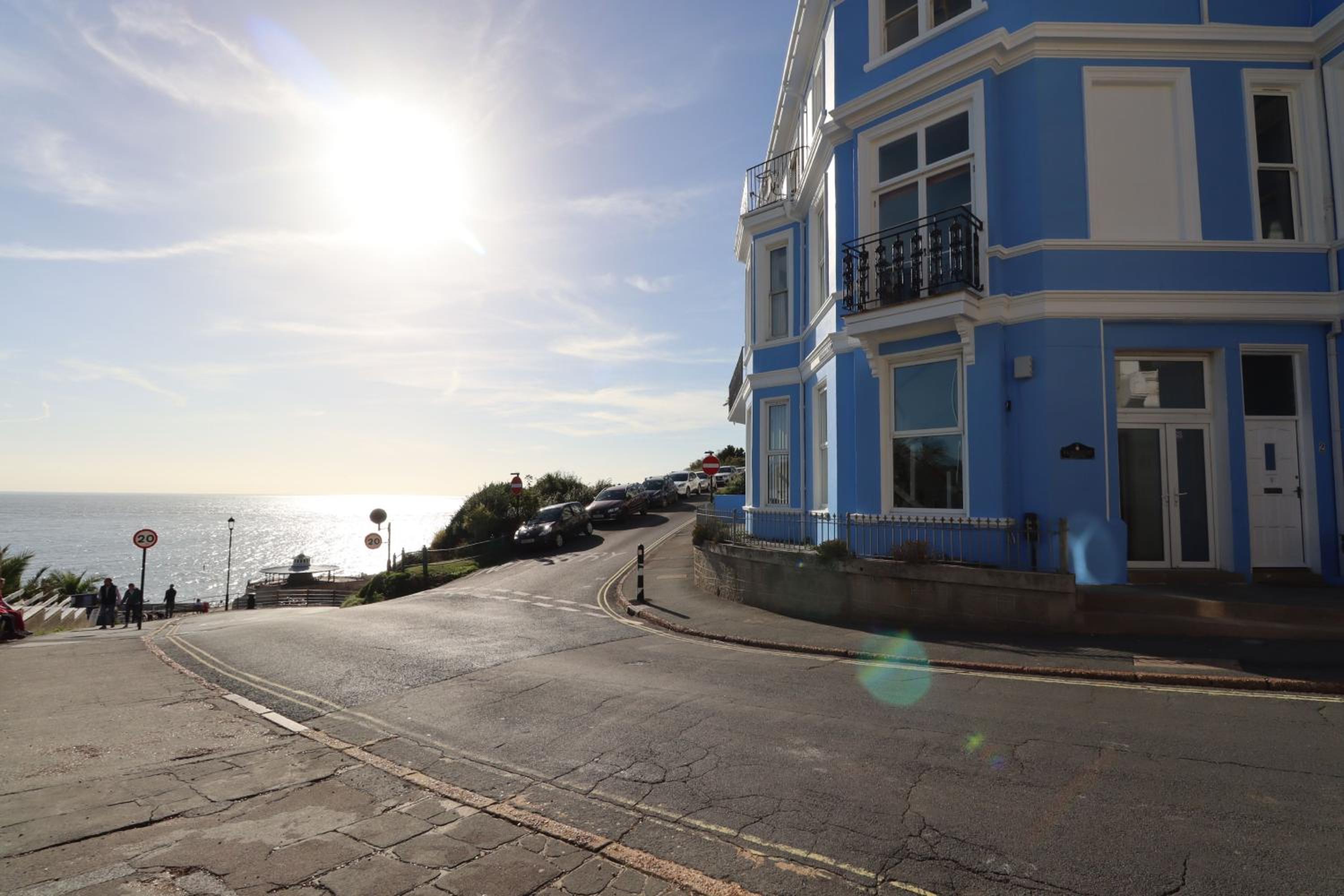3 Elizabeth House Ventnor view 5
