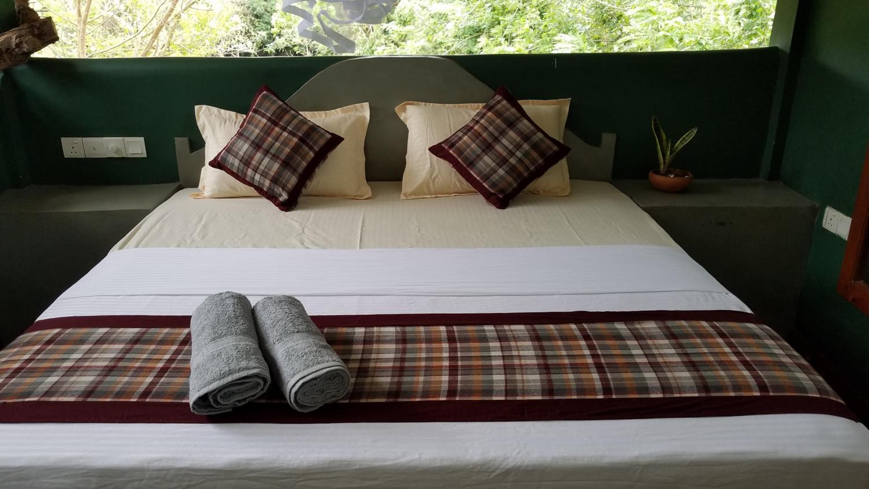 Sigiri Holiday Villa