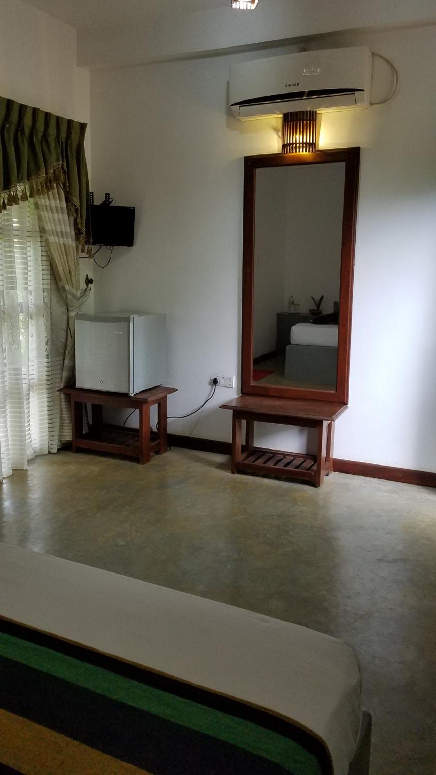Sigiri Holiday Villa