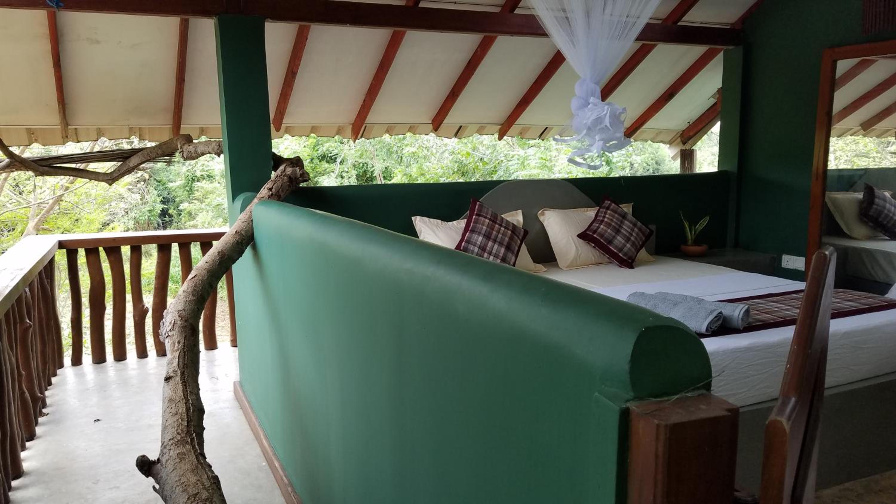 Sigiri Holiday Villa