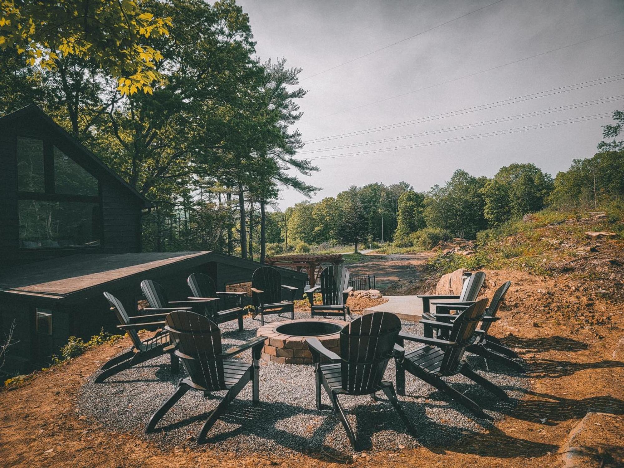 Pinewood Lodge - Catskills, Windham Mountain, Hunter Mountain view 3
