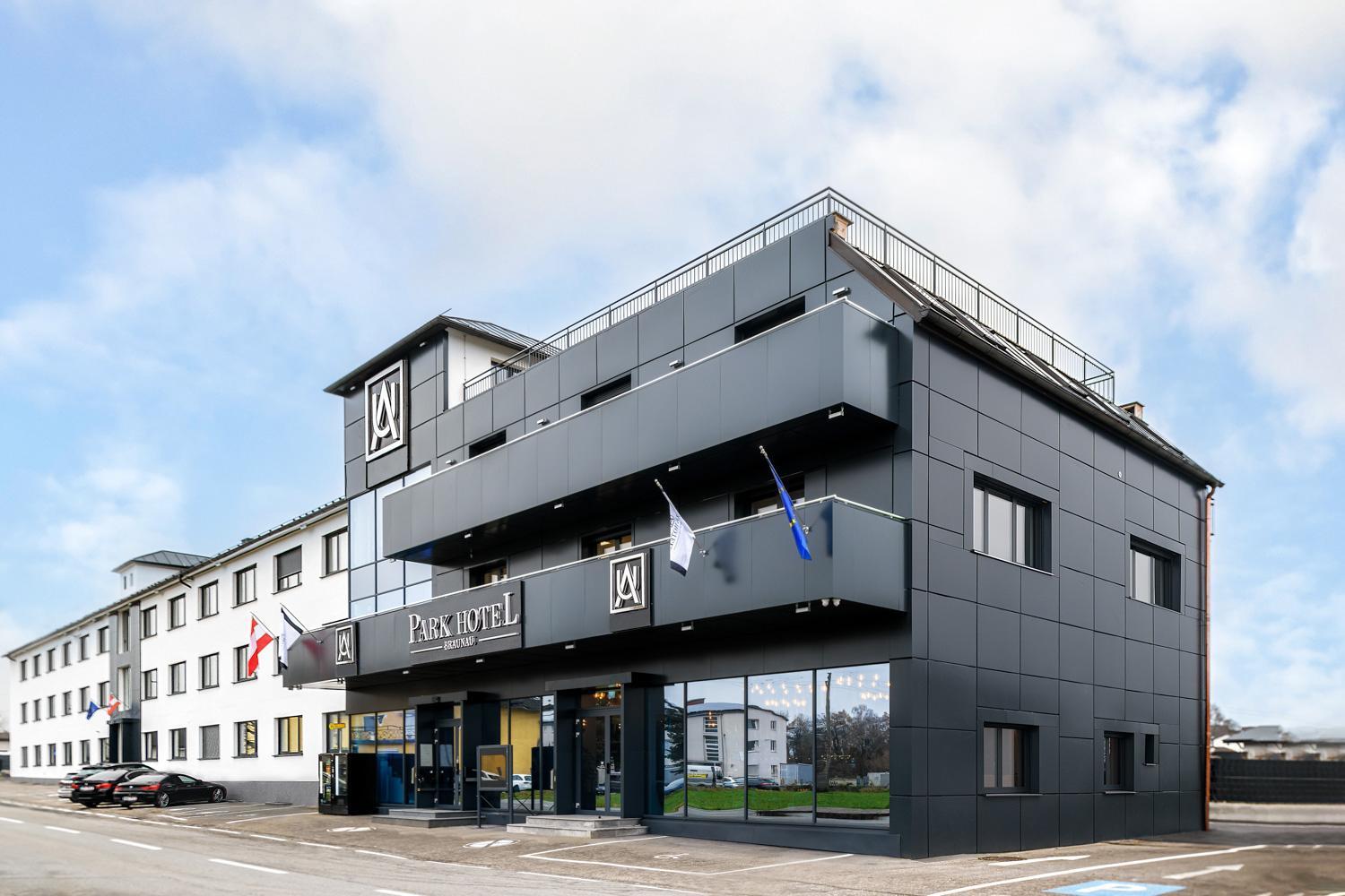 PARKHOTEL BRAUNAU - 24 Stunden Self Check-IN