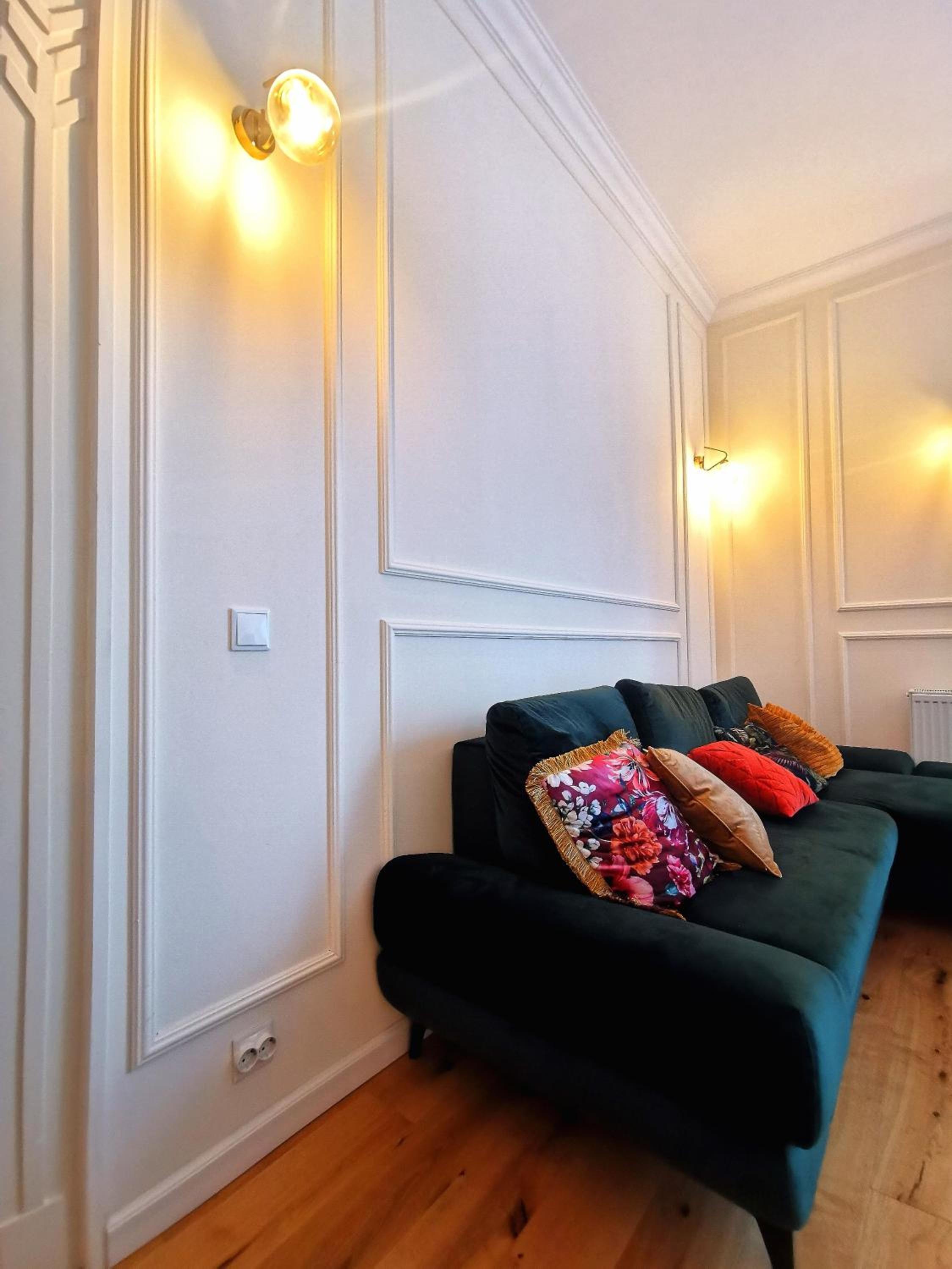 Premium 2 Room Apartment with Balcony, Horea Near City Center view 3