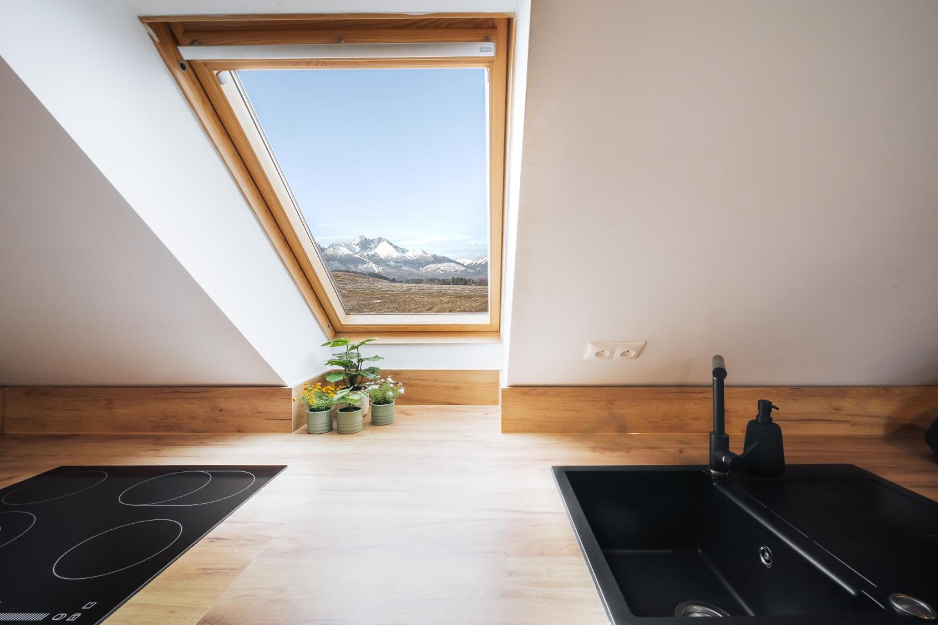 Cozy mountain attic apartment in High Tatras view 2