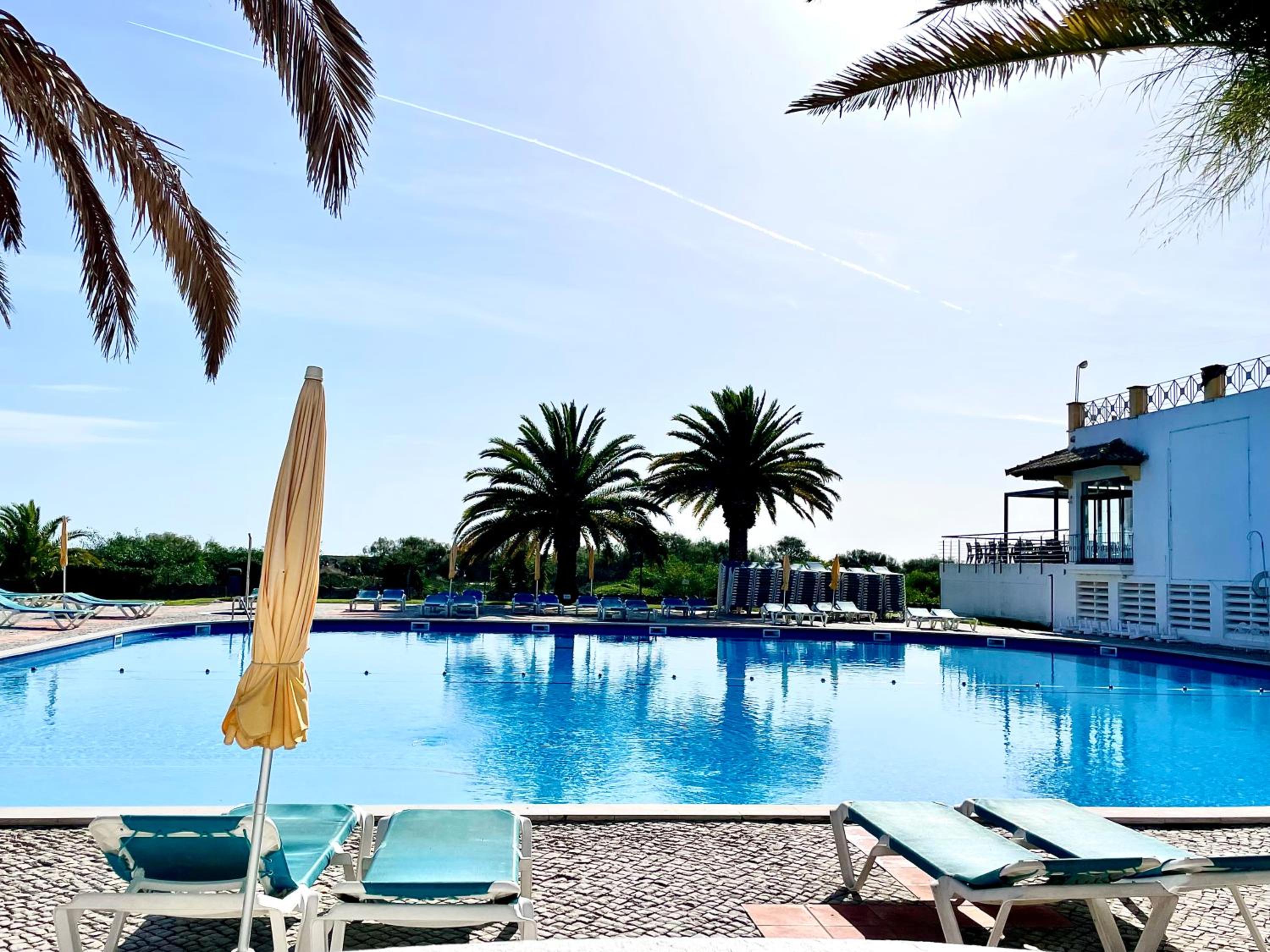 Golden Club- Eyes on Sea view 5