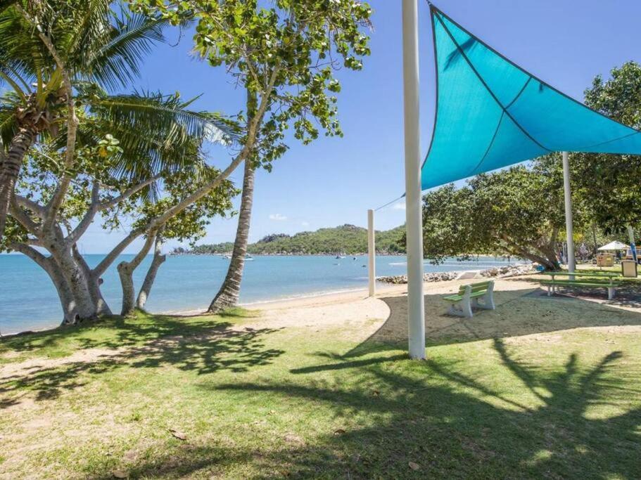 SAILS 9 Beachfront Getaway Horseshoe Bay