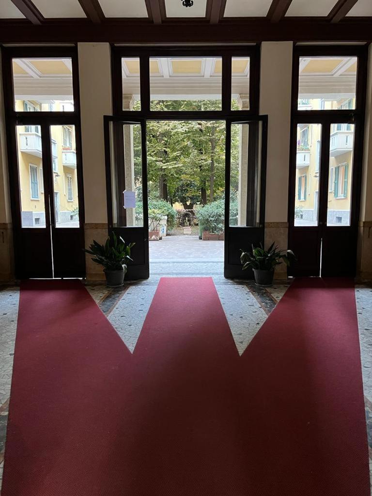 Divini Gae Aulenti