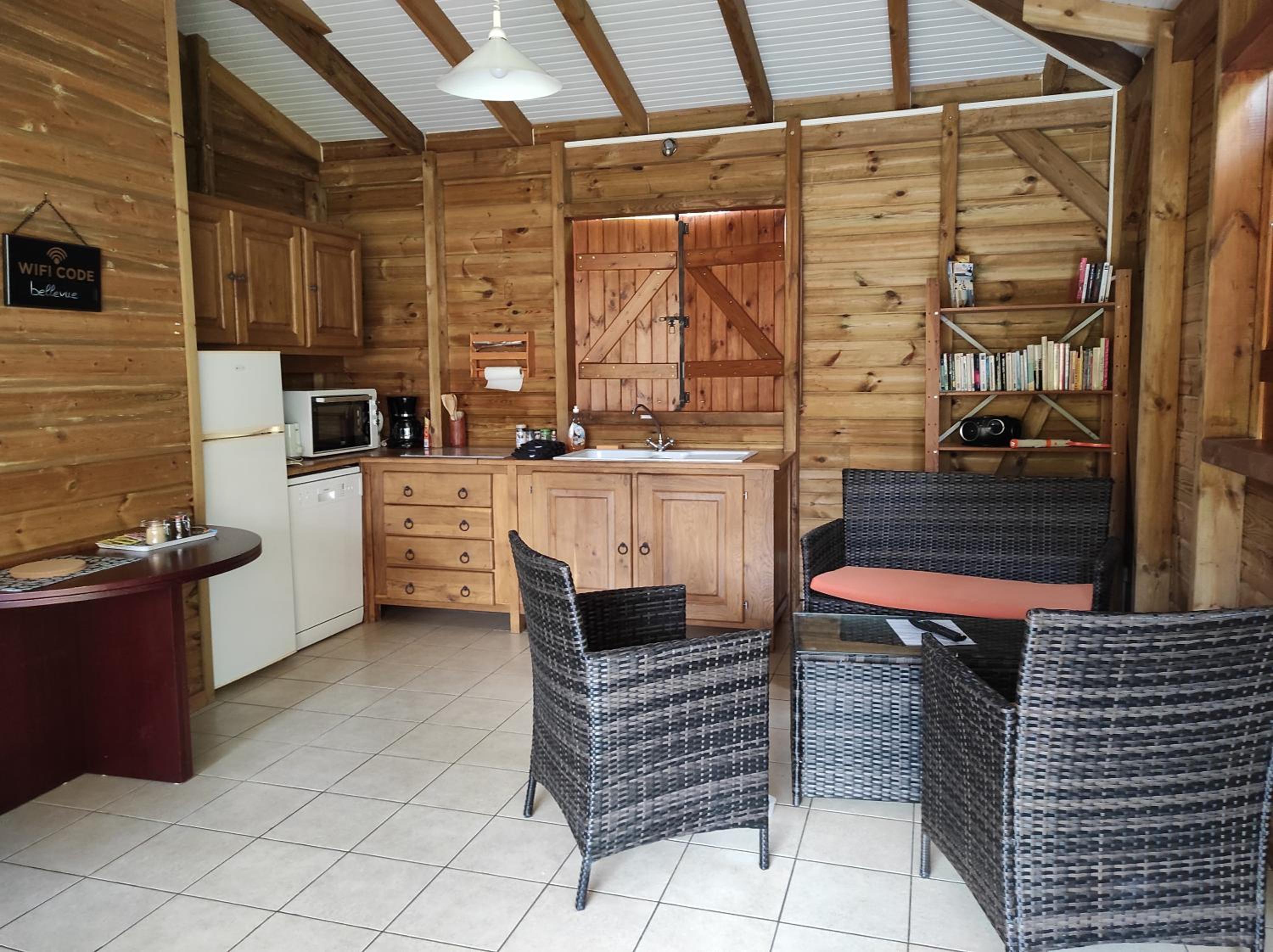 LE TRI HAUT DE BELLEVUE - Bungalow Colibri view 5