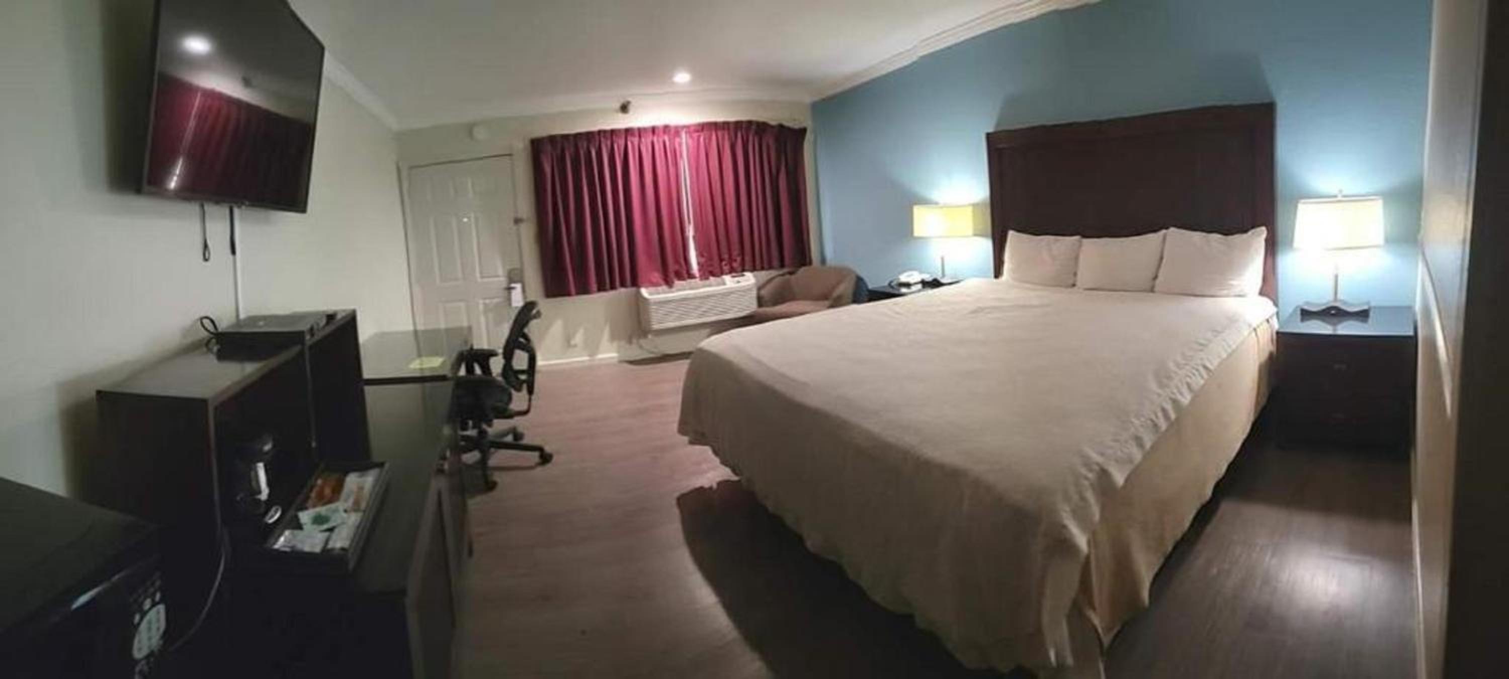 San Jose Vacations - Mission Inn and Suites - Property Image 4