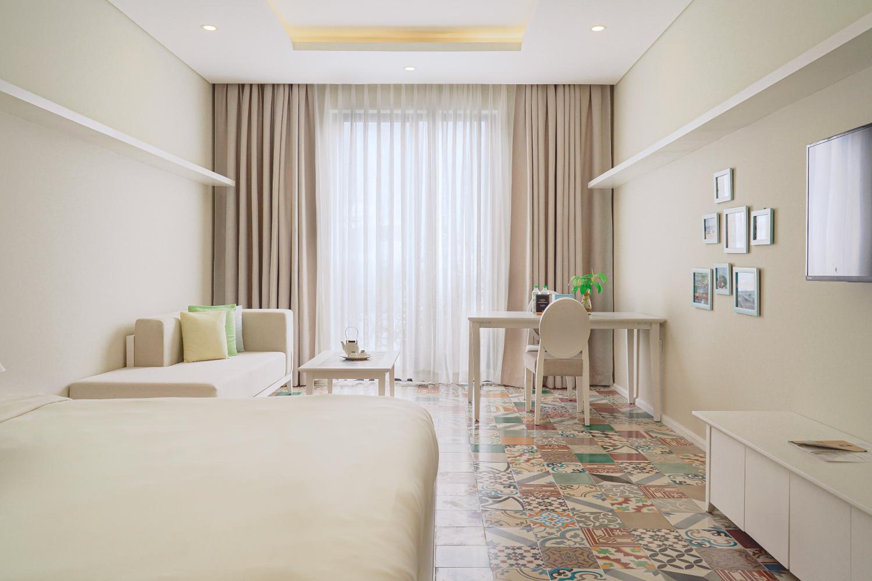 YÊN LIVING BÌNH THẠNH