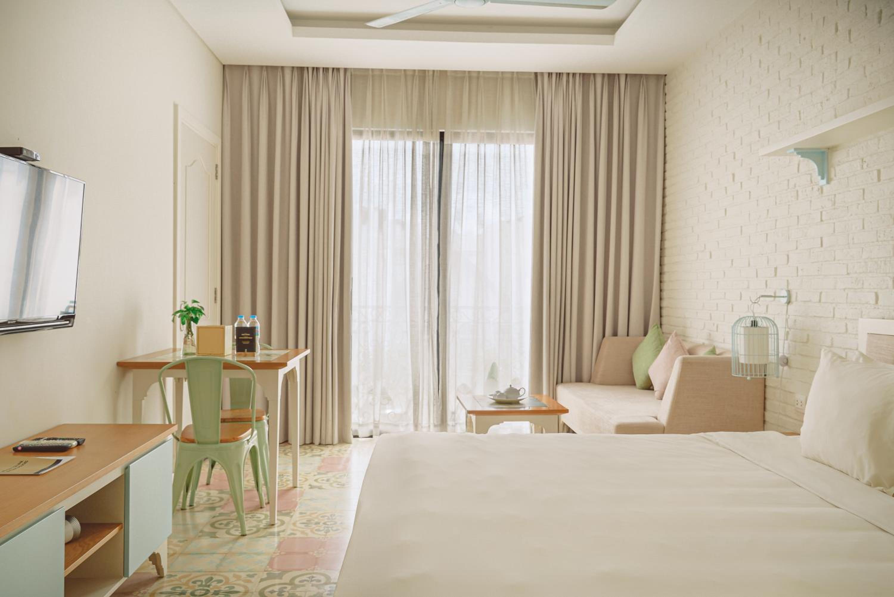 YÊN LIVING BÌNH THẠNH