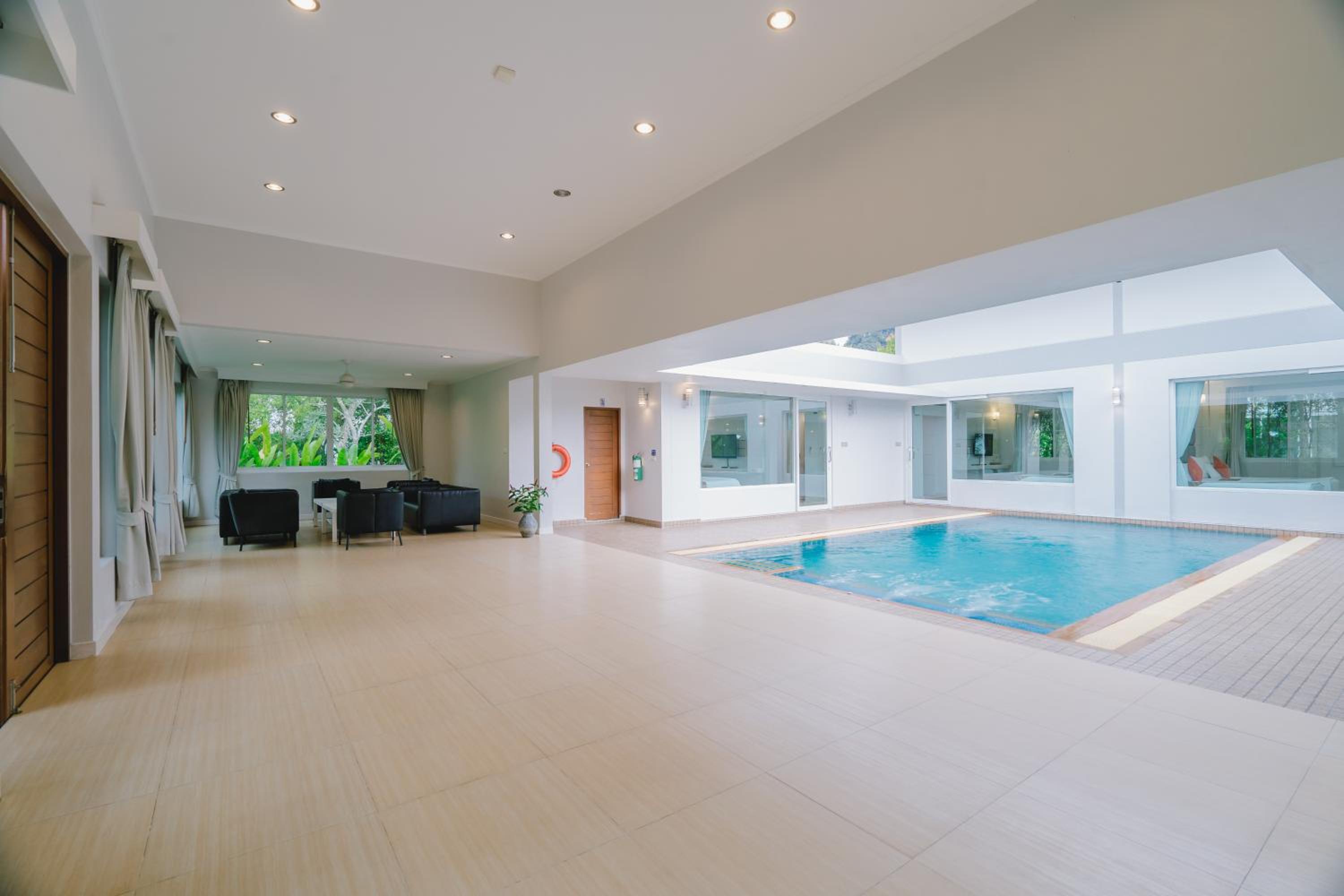 Bor Saen Pool Villa