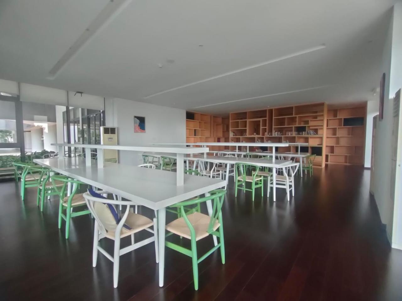 R&F Princess Cove Seaview High Floor