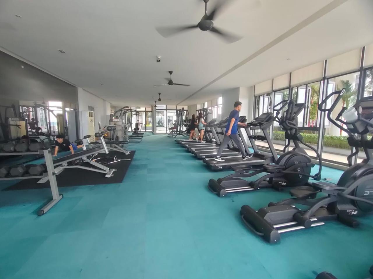 R&F Princess Cove Seaview High Floor