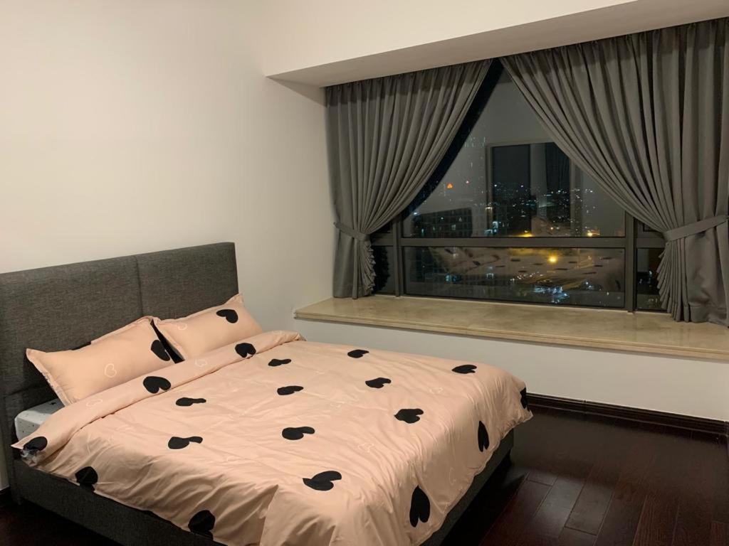 R&F Princess Cove Seaview High Floor