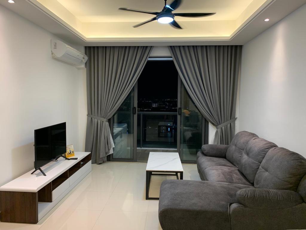 R&F Princess Cove Seaview High Floor