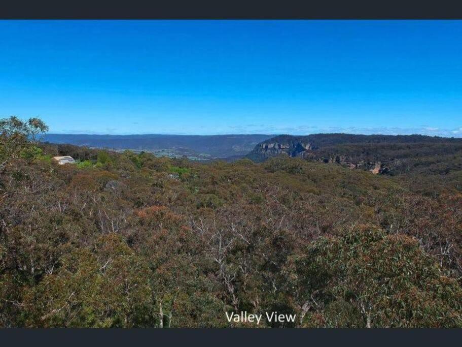 Narrow Neck Retreat