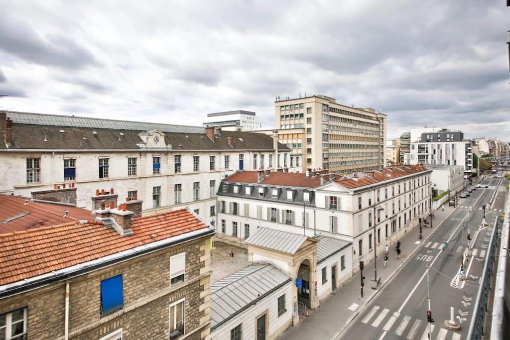 Charming Studio superb location in 7th district Paris
