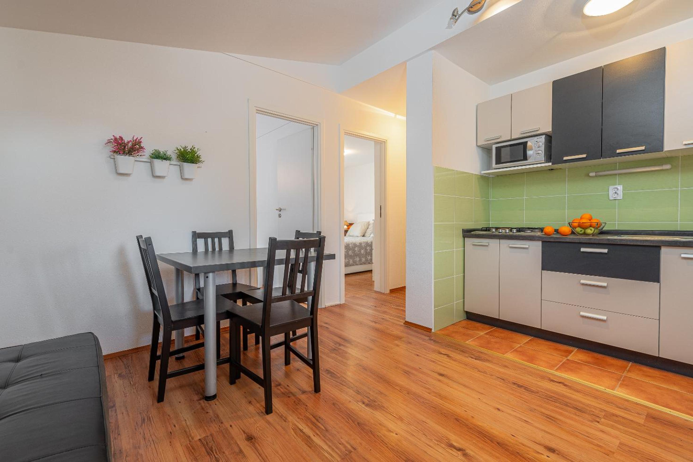 Apartmani Luka