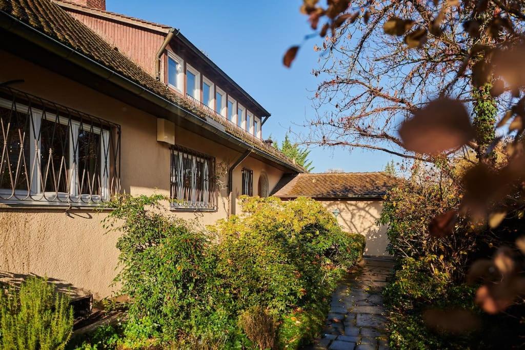 zeitweise[.]haus Denkerhaus und Stadtoase