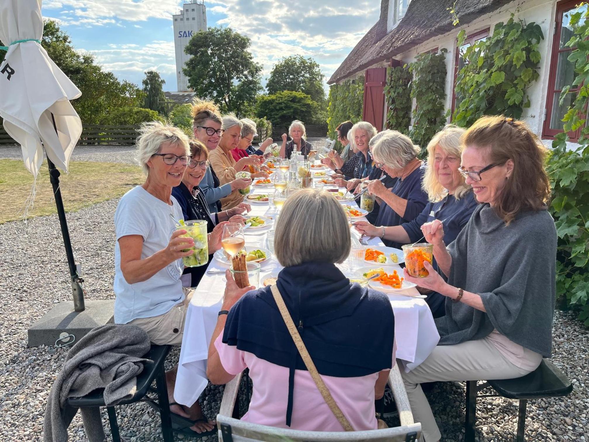 Købmandsgården, Ballen
