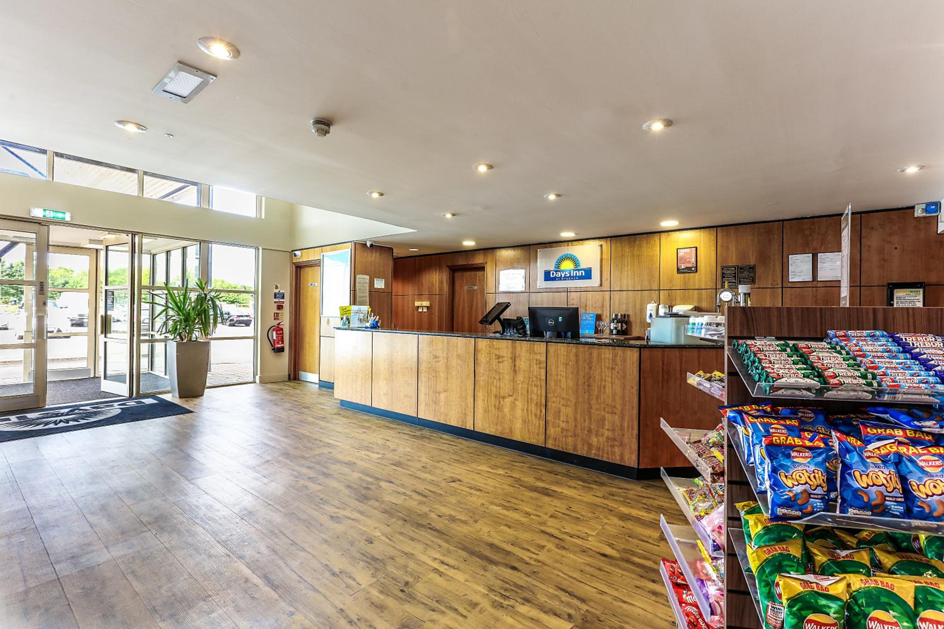 Peterborough Vacations - Days Inn Peterborough - Property Image 14